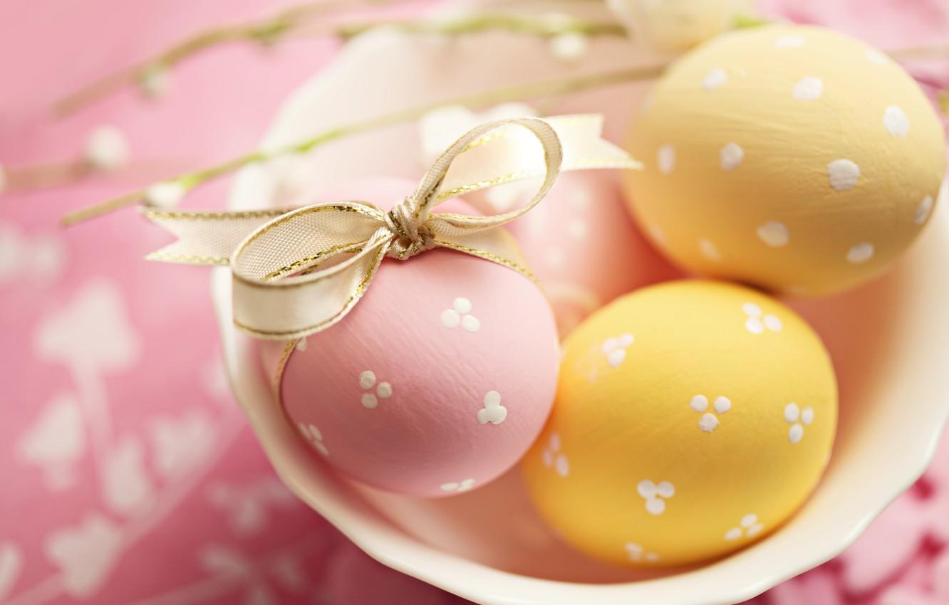 1332x850 Wallpaper holiday, eggs, yellow, plate, Easter, tape, pink, bow, Easter, Easter image for desktop, section праздники