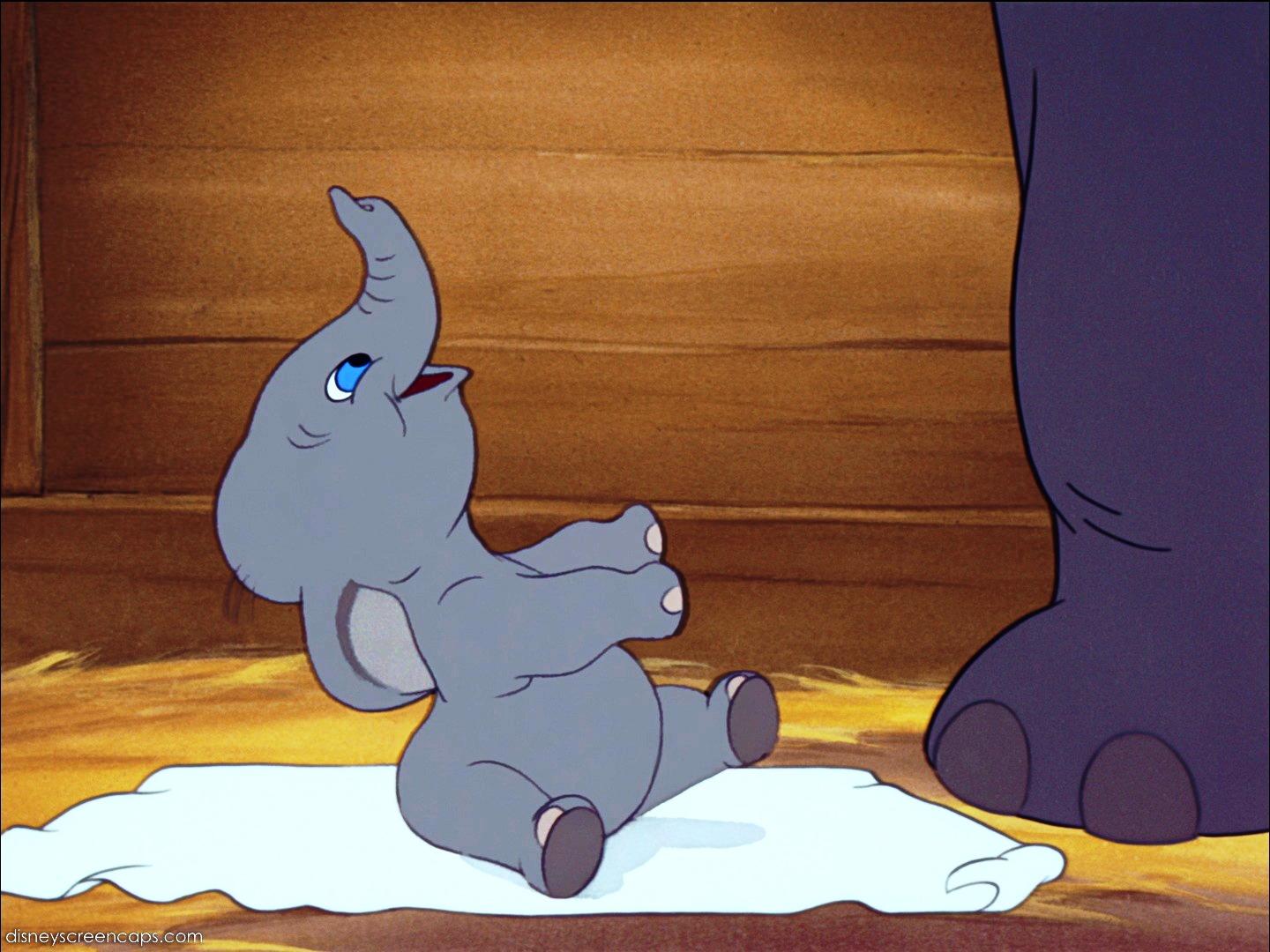 1440x1080 dumbo 1941 baby