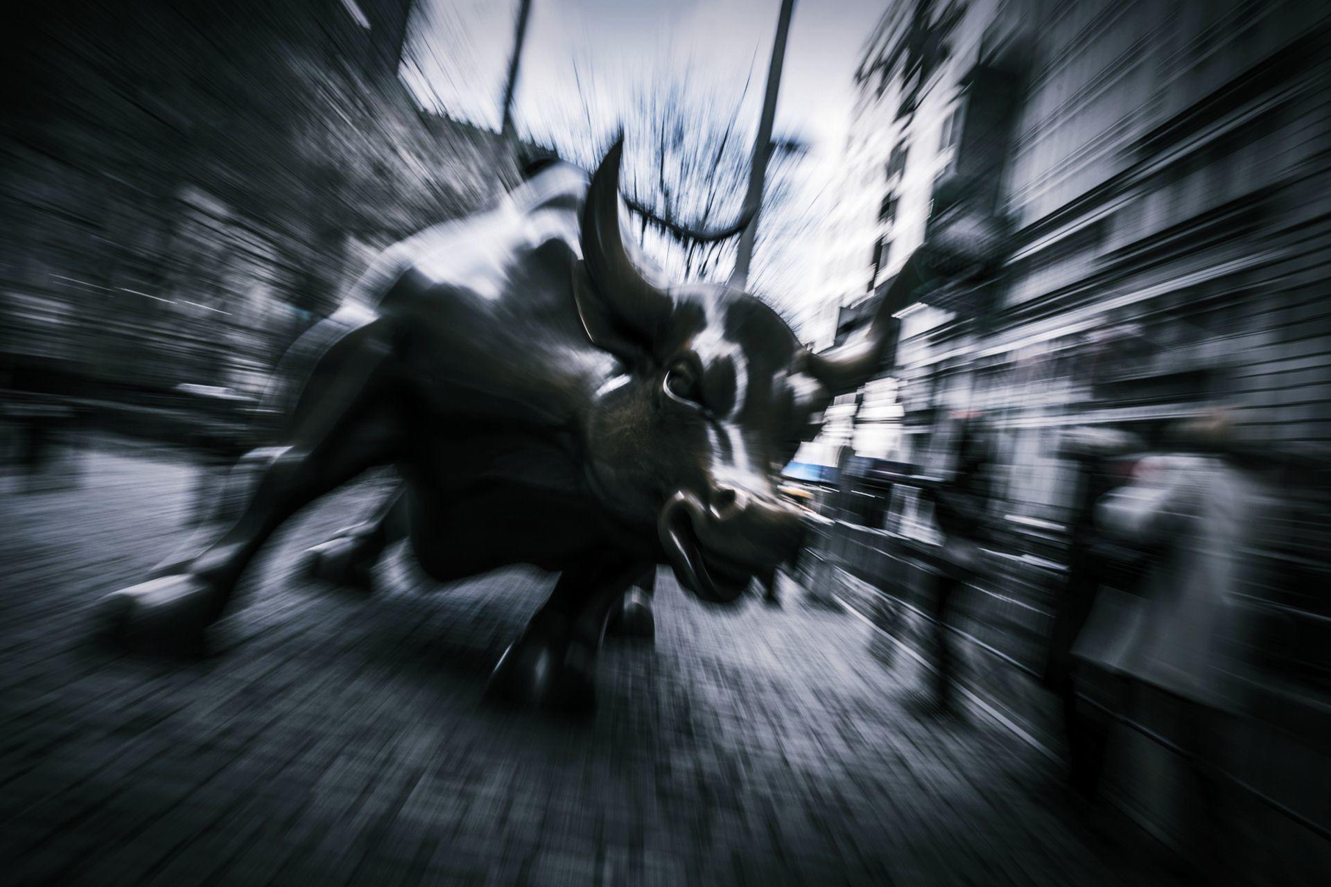 1920x1280 Charging Bull (Wall Street Bull) Art Wallpaper