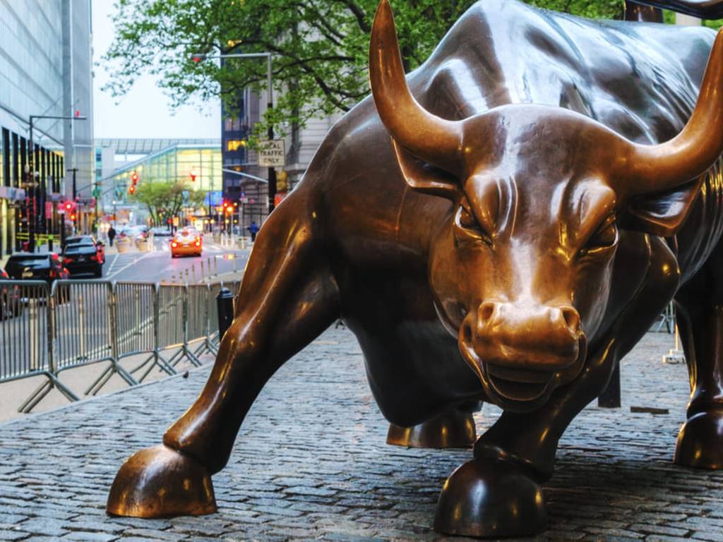 1024x768 Man Slashes The Wall Street 'Charging Bull'. Antifa Or Biblical Re Enactment?