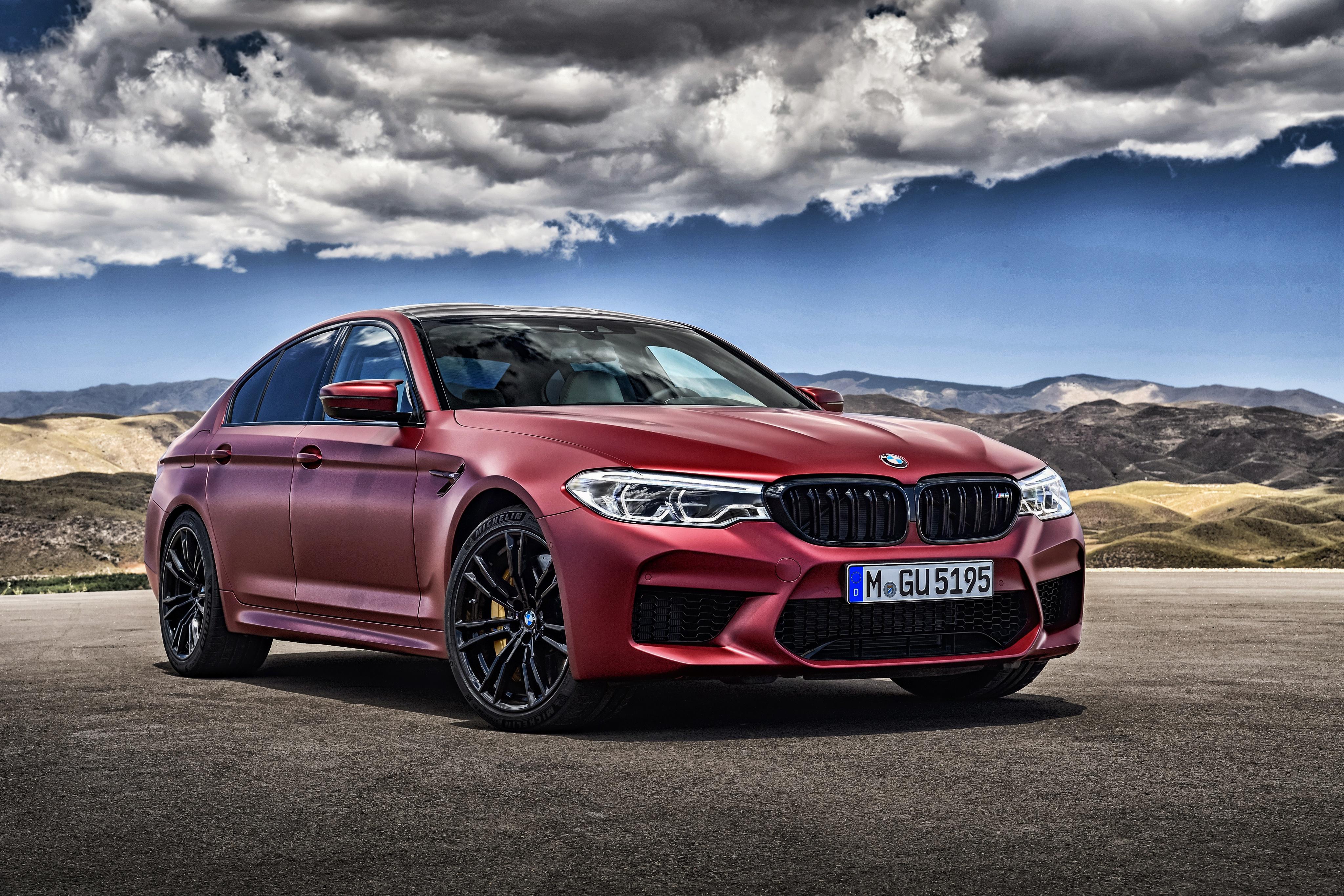4096x2731 BMW E60 M5 Wallpaper