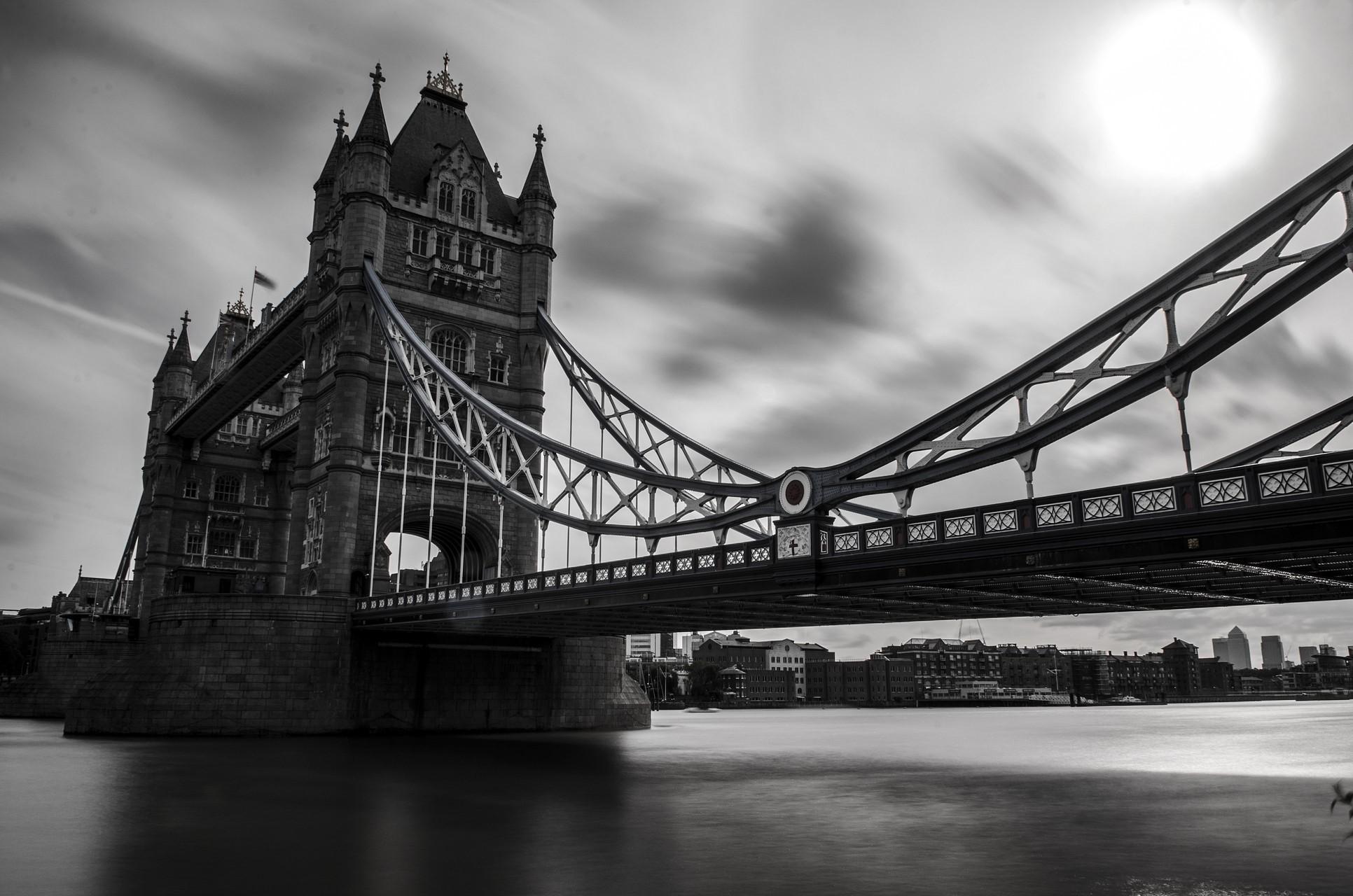 1932x1280 Uk, Tower bridge, London, Black white Gallery HD Wallpaper