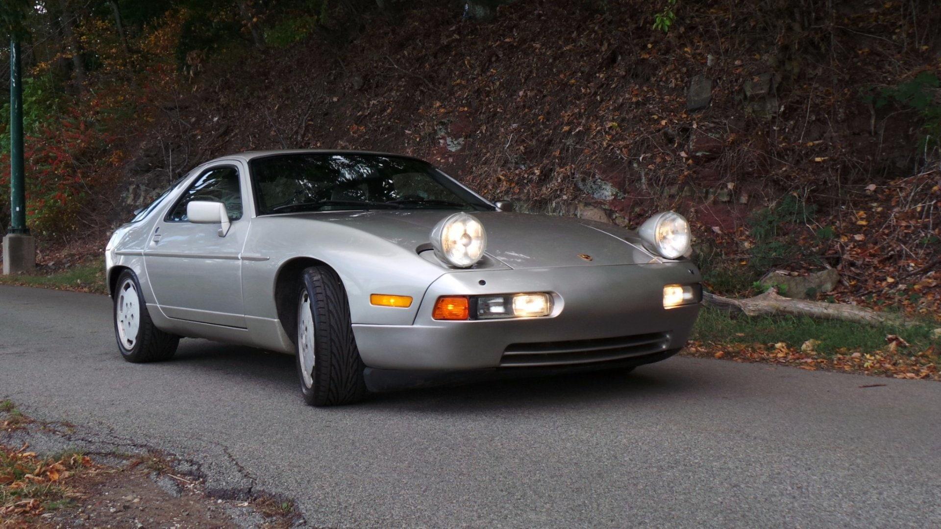 1920x1080 Porsche 928 Wallpaper