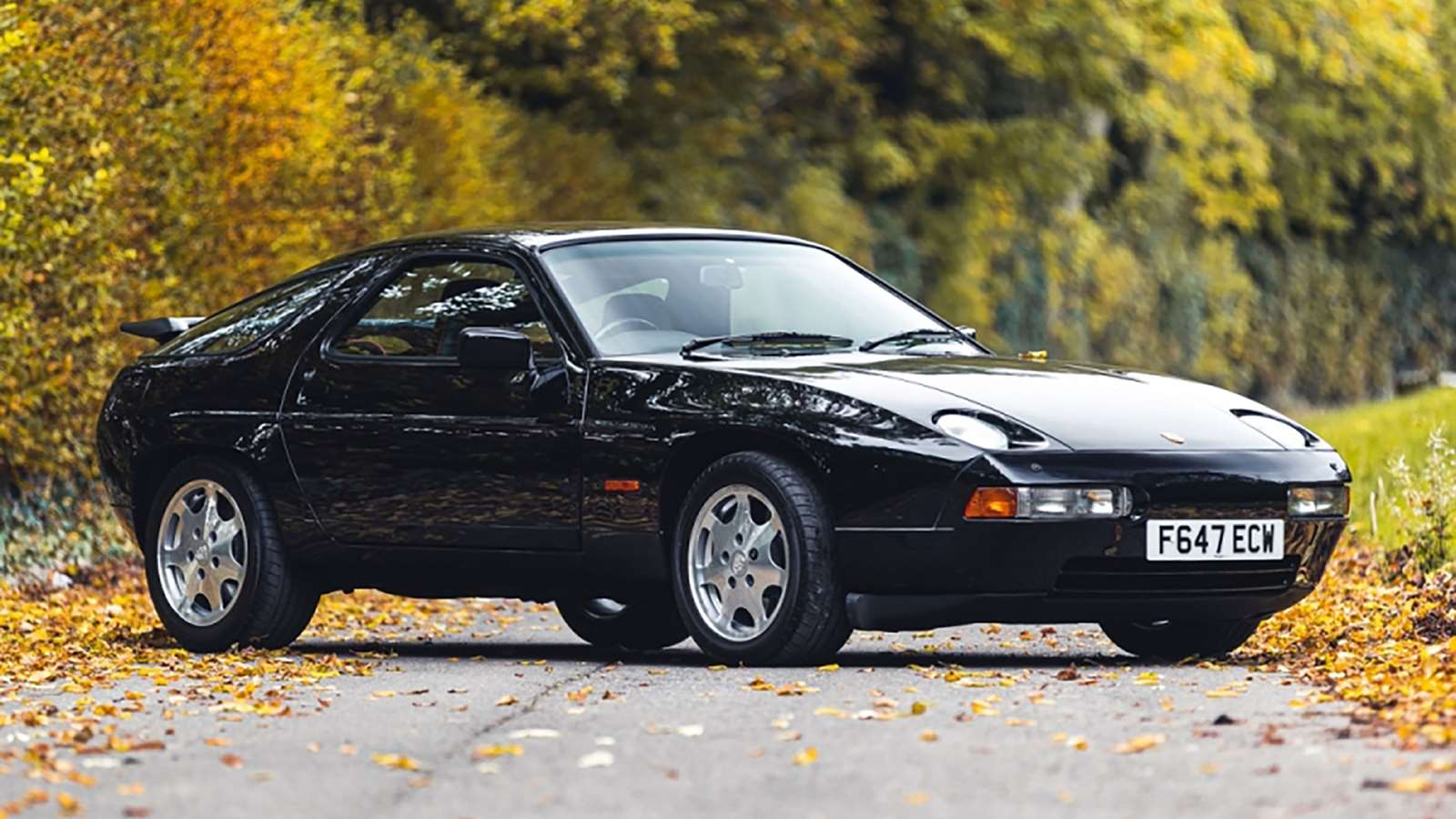 1600x900 Rare Porsche 928 sells for £130k
