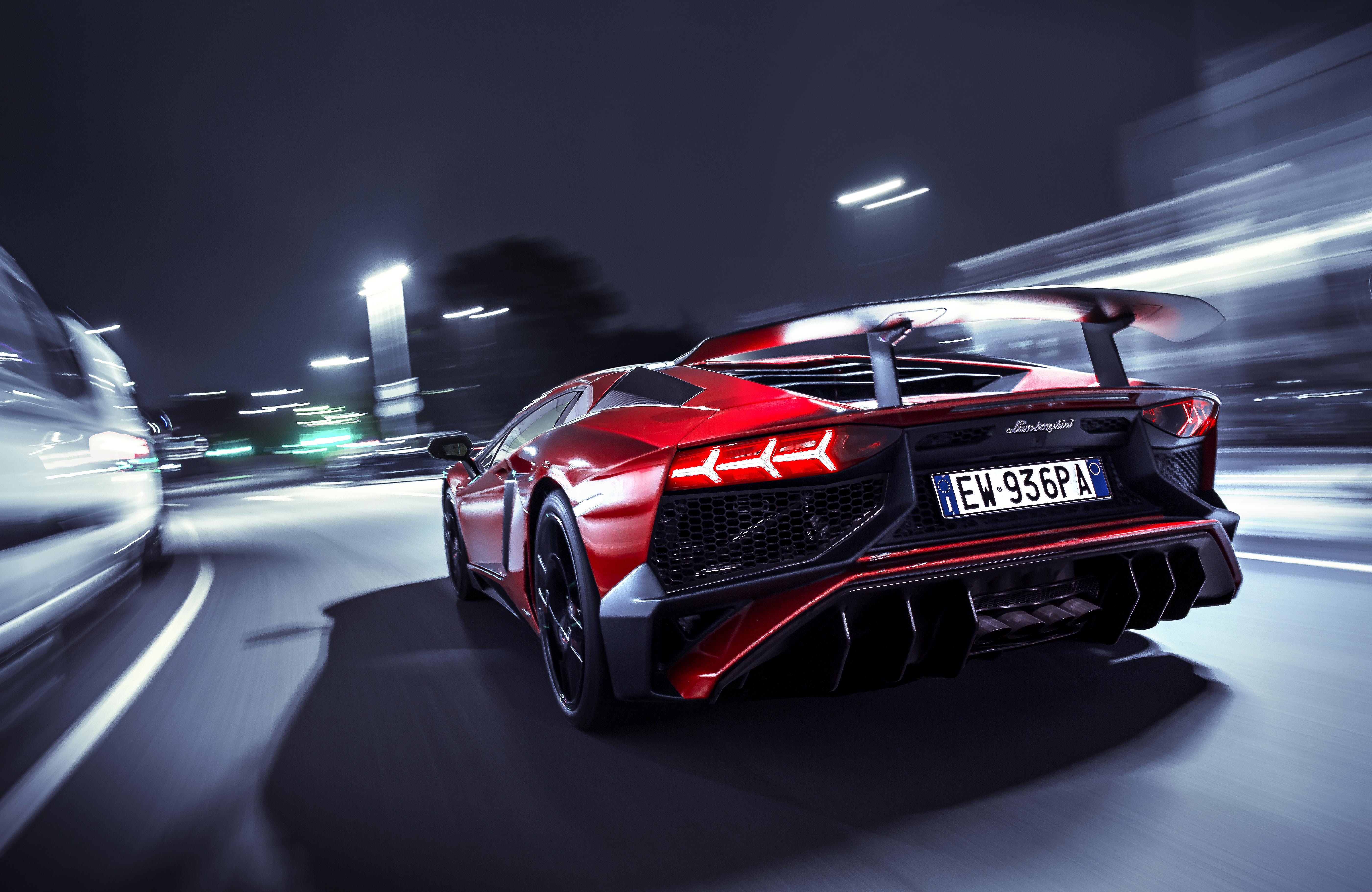 5607x3644 Wallpaper: one night in Lambo's 740bhp Aventador SV
