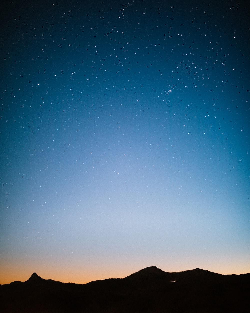 1000x1250 silhouette of mountain photo