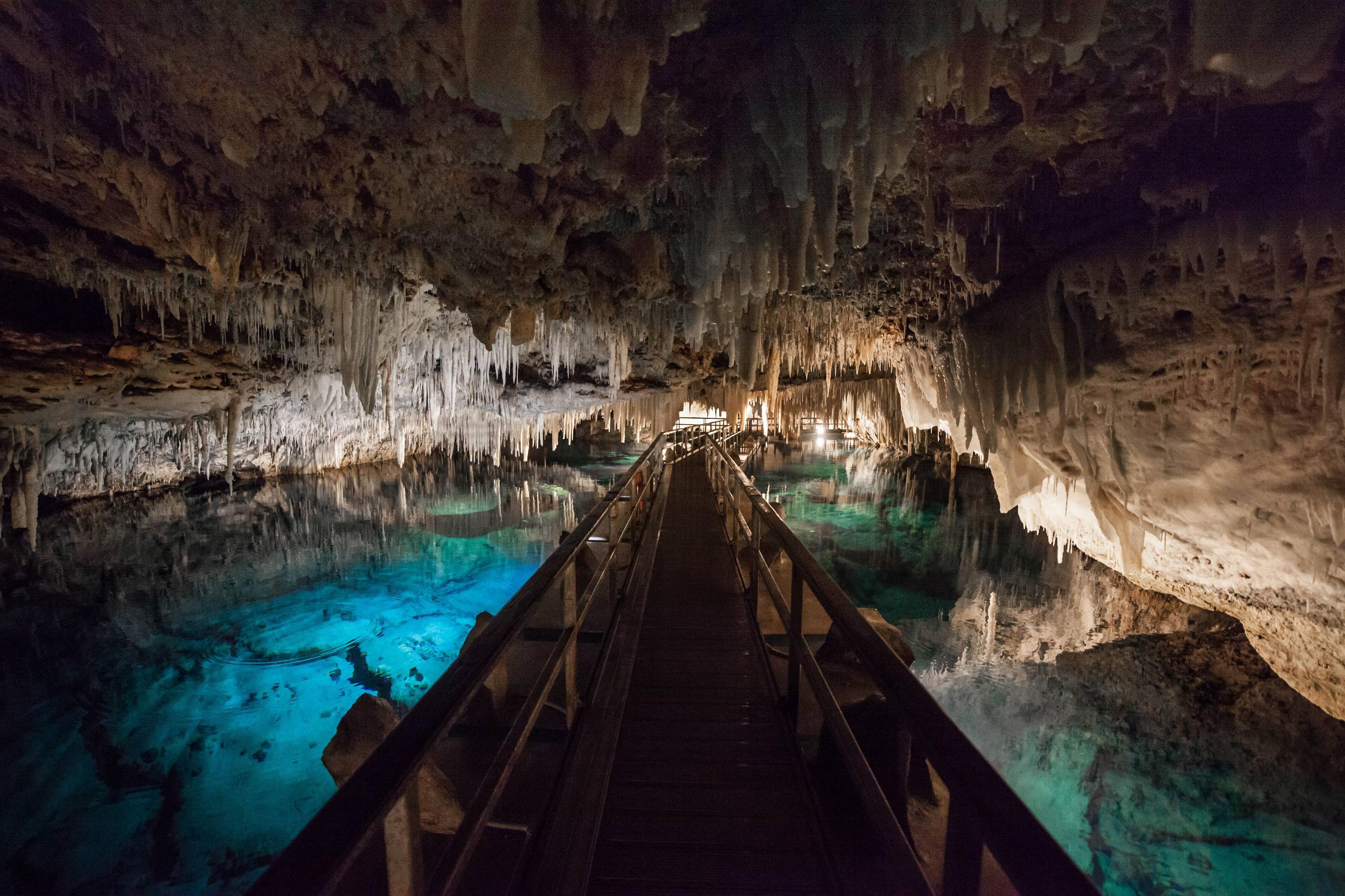 2808x1872 Beyond Creepy Cave Photo That Will Trigger Your Speluncaphobia