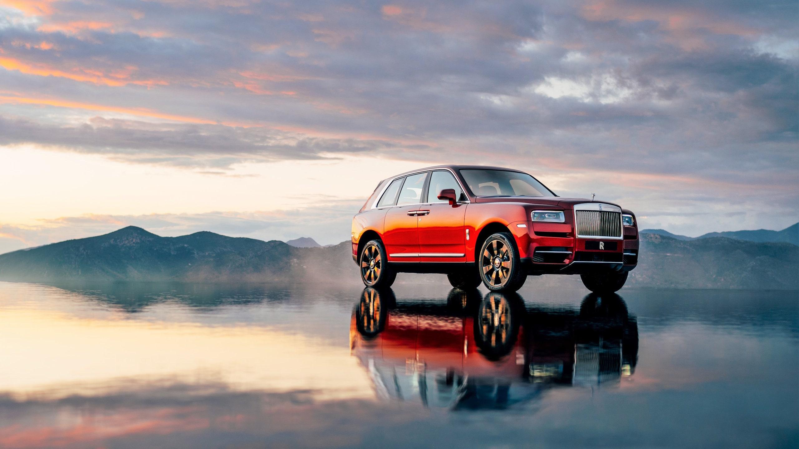 2560x1440 Rolls Royce Unveils The World's Most Expensive SUV