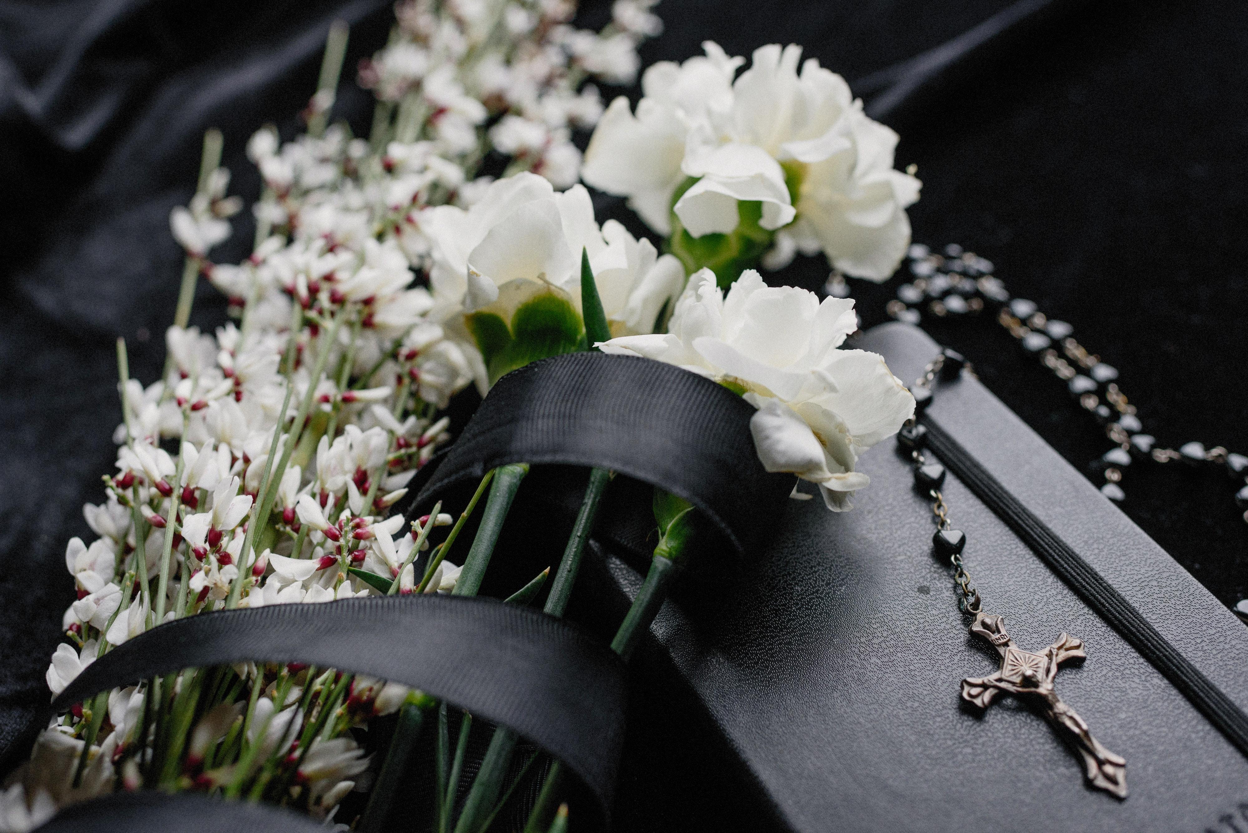 4000x2670 Funeral Flowers Photo, Download Free Funeral Flowers & HD Image