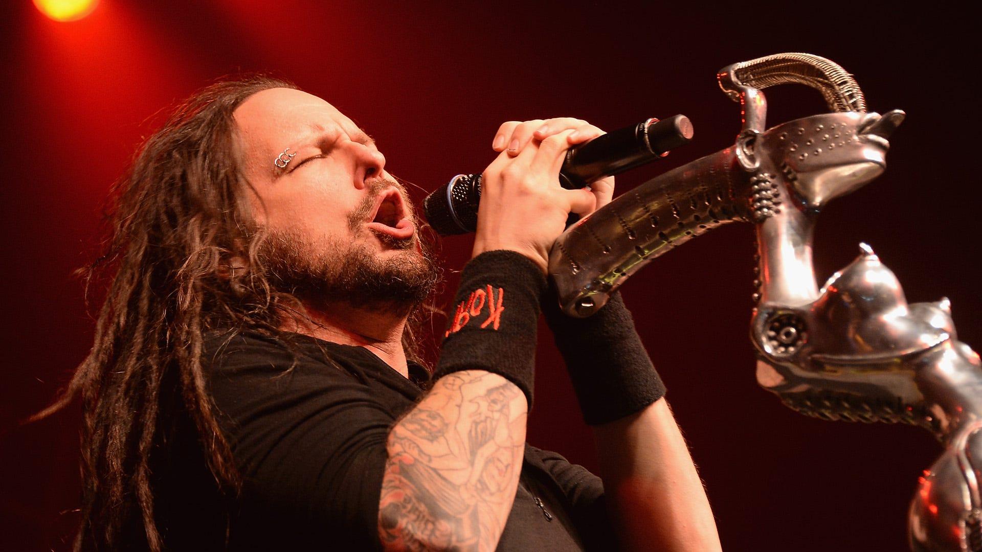 1920x1080 Korn's Jonathan Davis unleashes new pet supply line