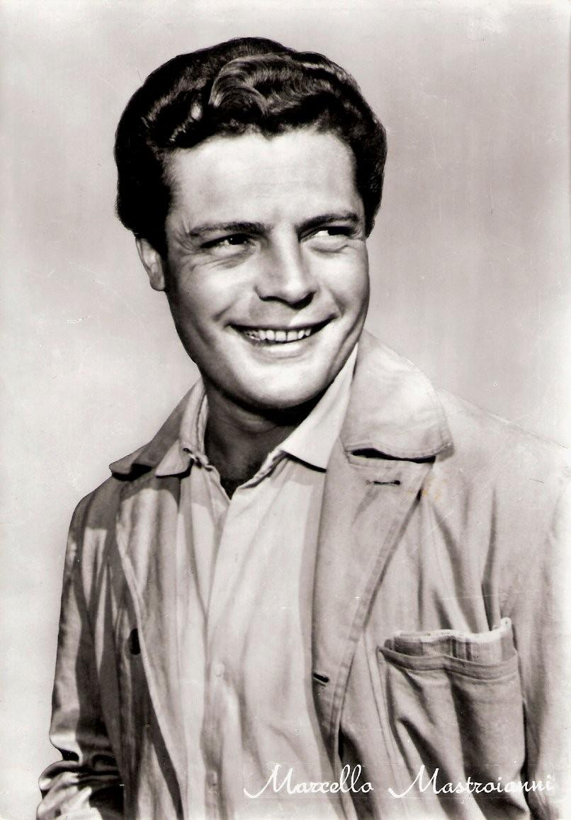 806x1157 ThePlace2.ruMarcello Mastroianni photo 24 of 25