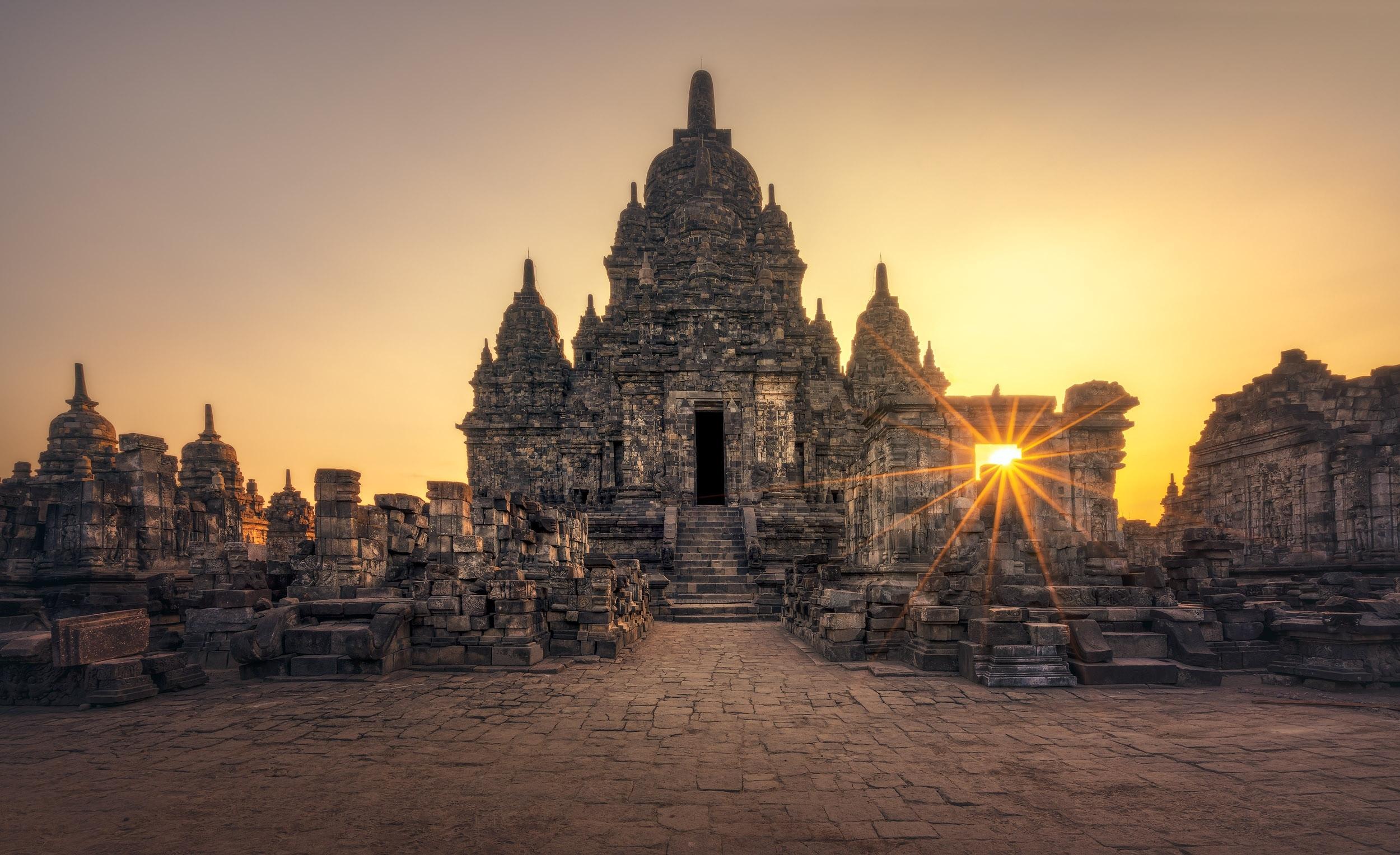 2500x1528 Prambanan Temple HD Wallpaper, HD Other 4K Wallpaper, Image, Photo and Background