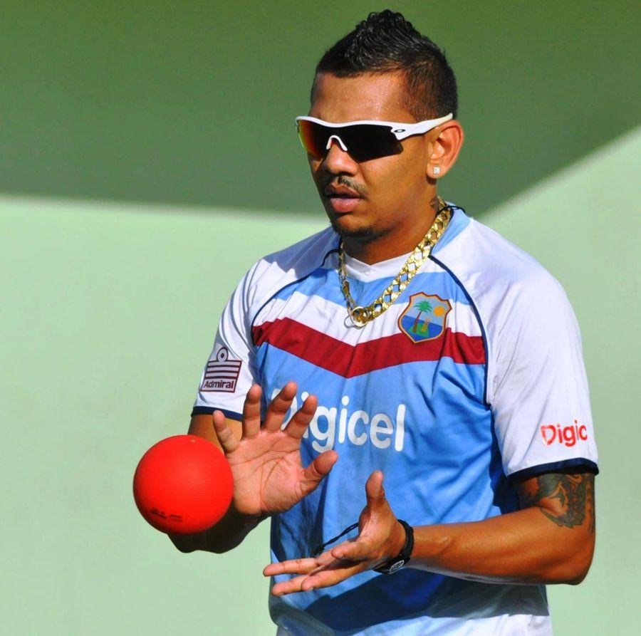 900x893 Sunil Narine Latest HD Picture And Wallpaper
