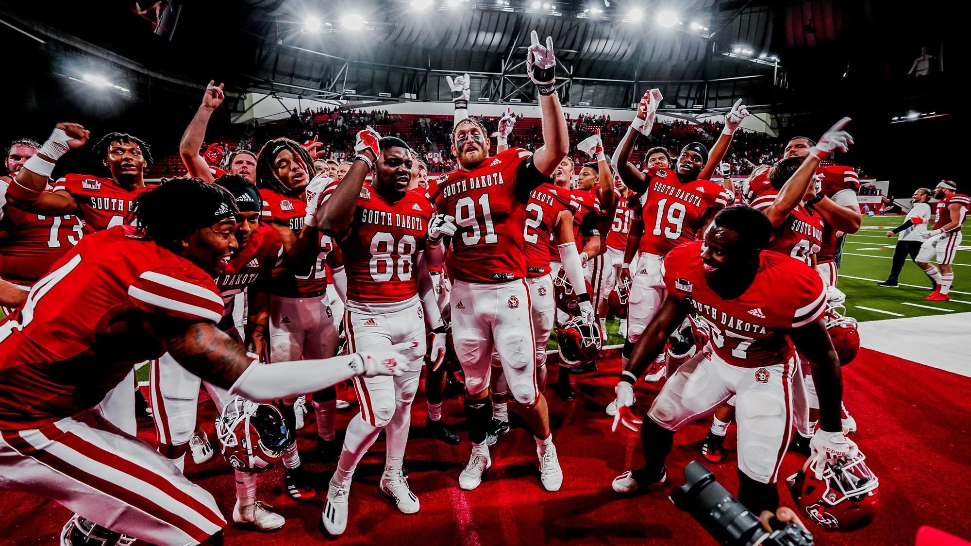 2000x1124 Hail South Dakota! USD beats State on final play of South Dakota Athletics