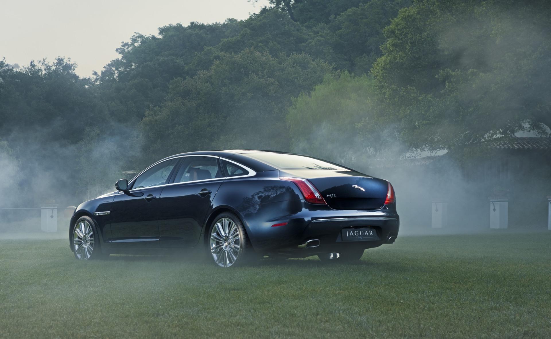 1920x1180 Jaguar Cars Wallpaper Desktop