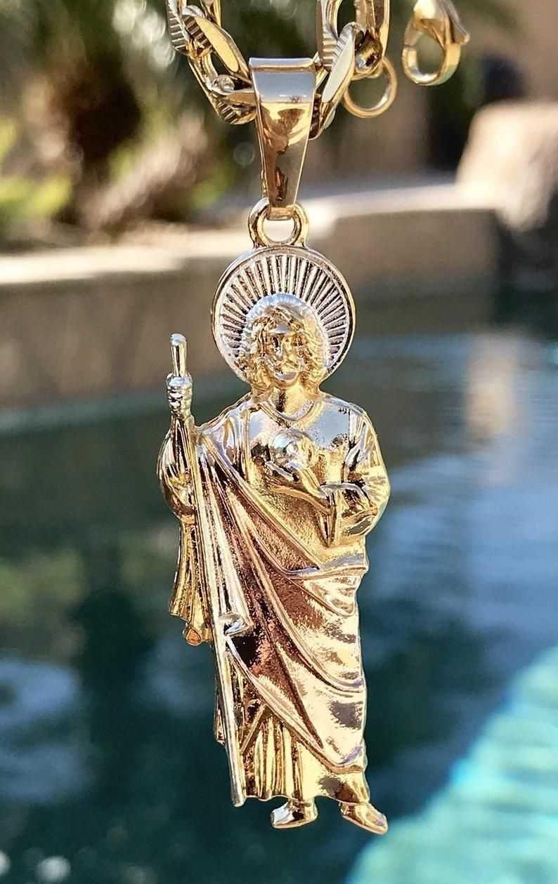 794x1259 San Judas Wallpaper Browse San Judas Wallpaper with collections of Black, Cool, Gold, Mal. Pulseras brazalete de plata, Esclavas de oro, Collar de oro para hombre