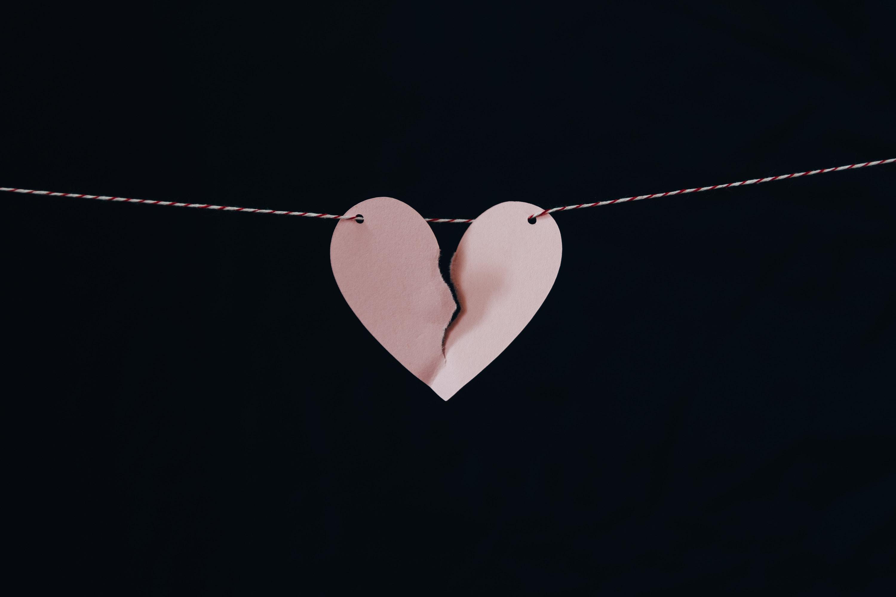 3000x2000 3000x2000 background, dark, alone, heart, single, ex, break up, ripped, valentine, torn, pink, hang, string, black, love, PNG image, broken, valentines day, broken heart, craft, paper Gallery HD Wallpaper