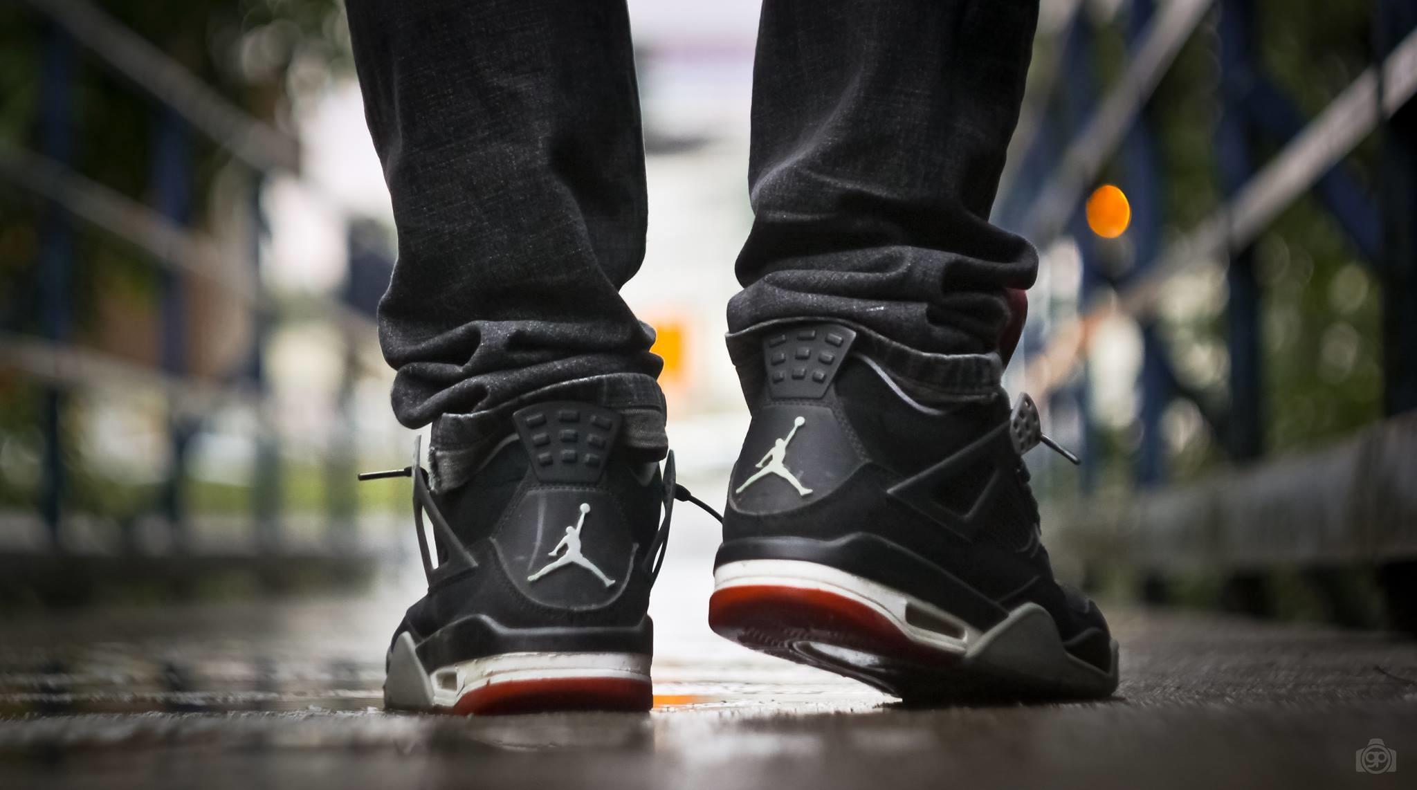 2048x1142 Jordan Shoes Wallpaper