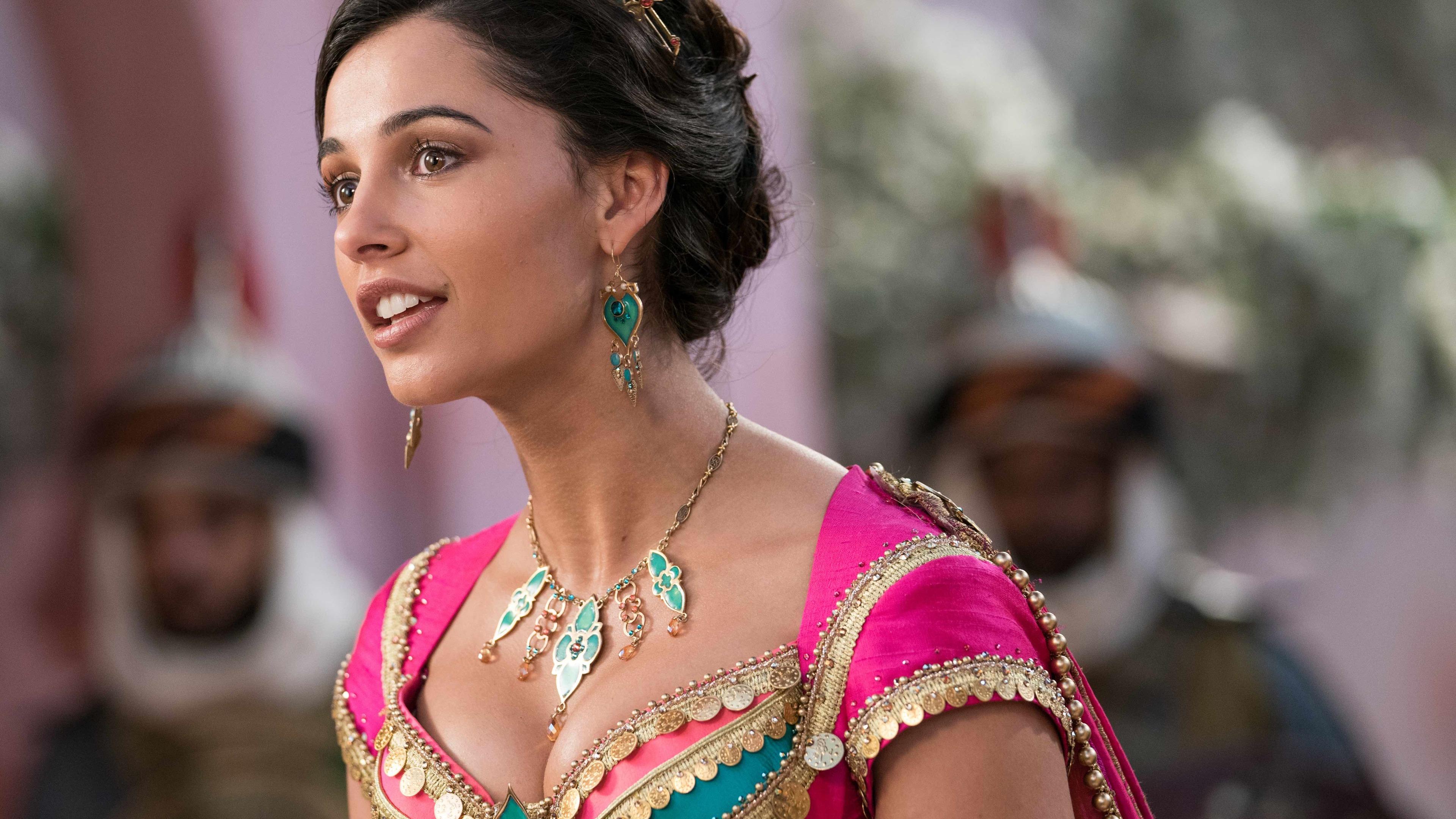 3840x2160 Wallpaper 4k Naomi Scott As Jasmine 4k Wallpaper