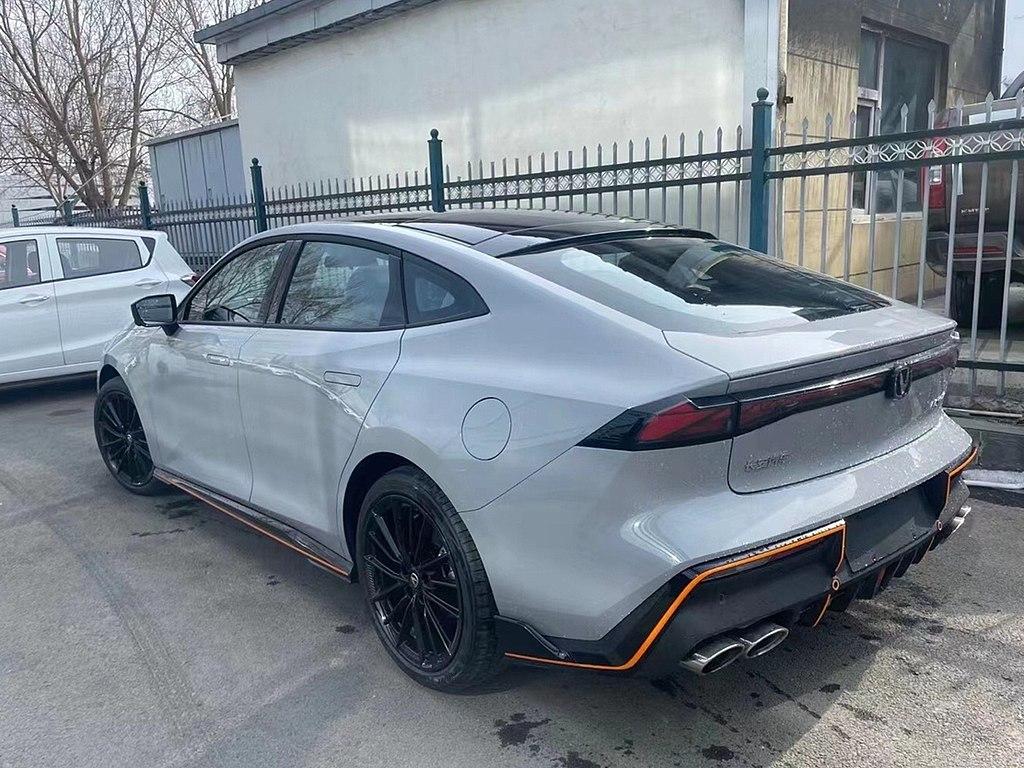 1024x768 Changan UNI V