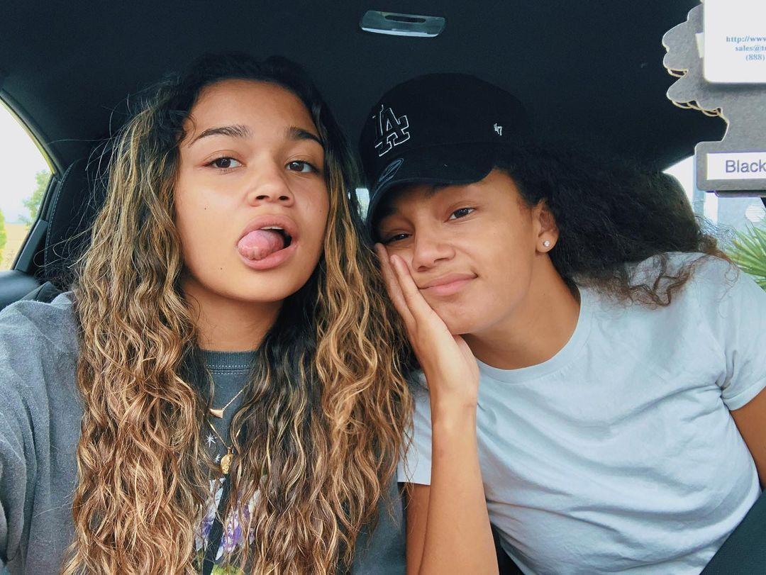 1080x811 Outer Banks' Madison Bailey, Mariah Linney Relationship Timeline