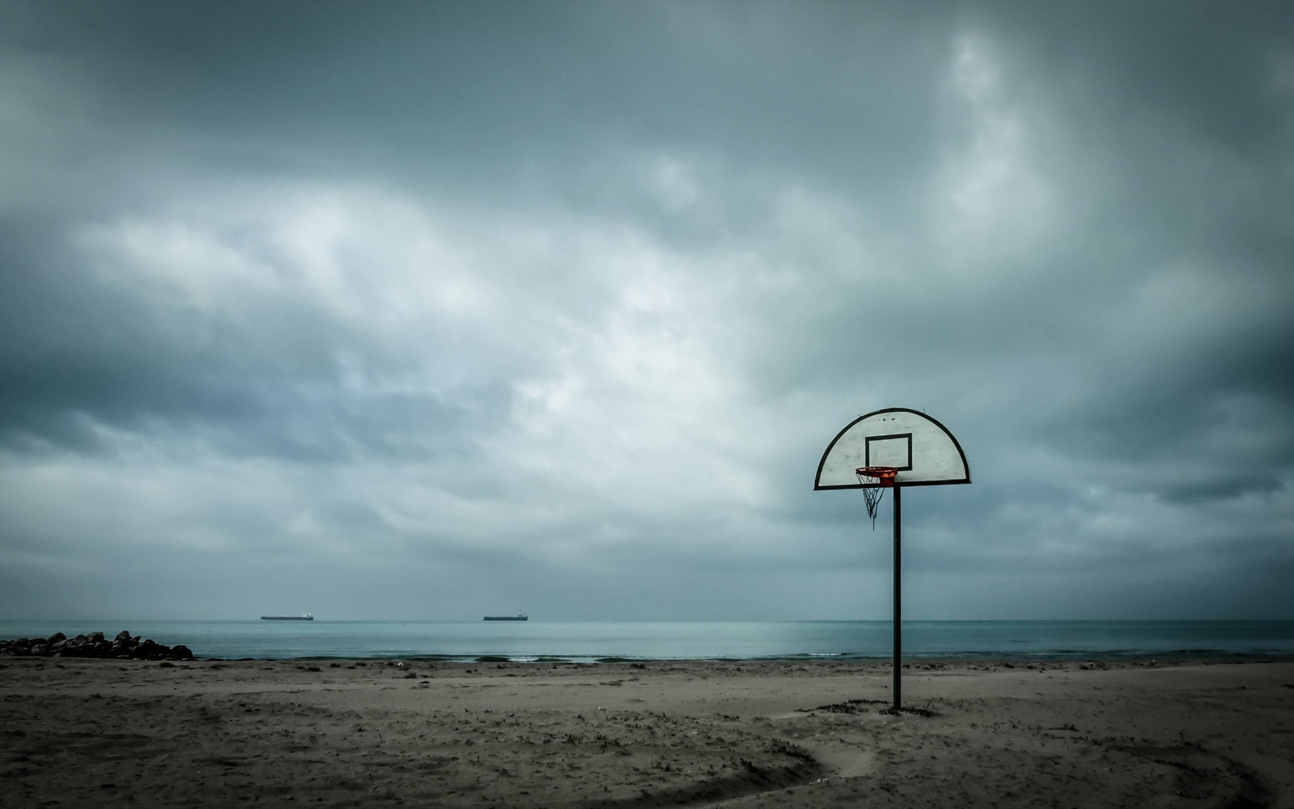 2560x1600 Basketball Court In Beach Wallpaper Of Sports