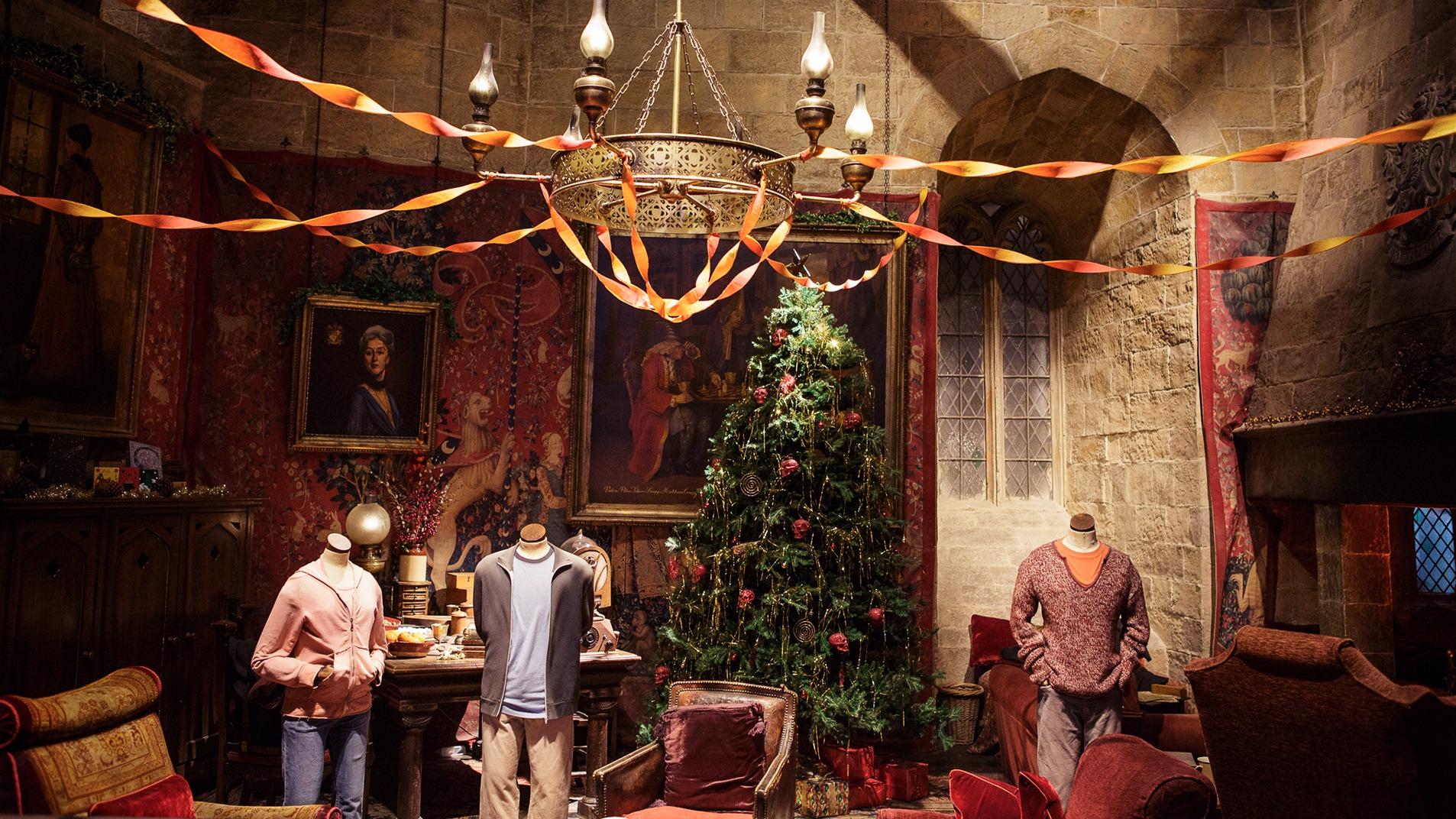 1906x1072 Bring the Studio Tour to Your Home