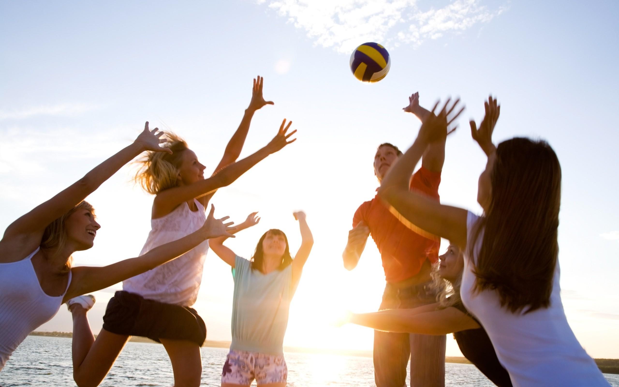 2560x1600 women, Beach Volleyball Wallpaper HD / Desktop and Mobile Background