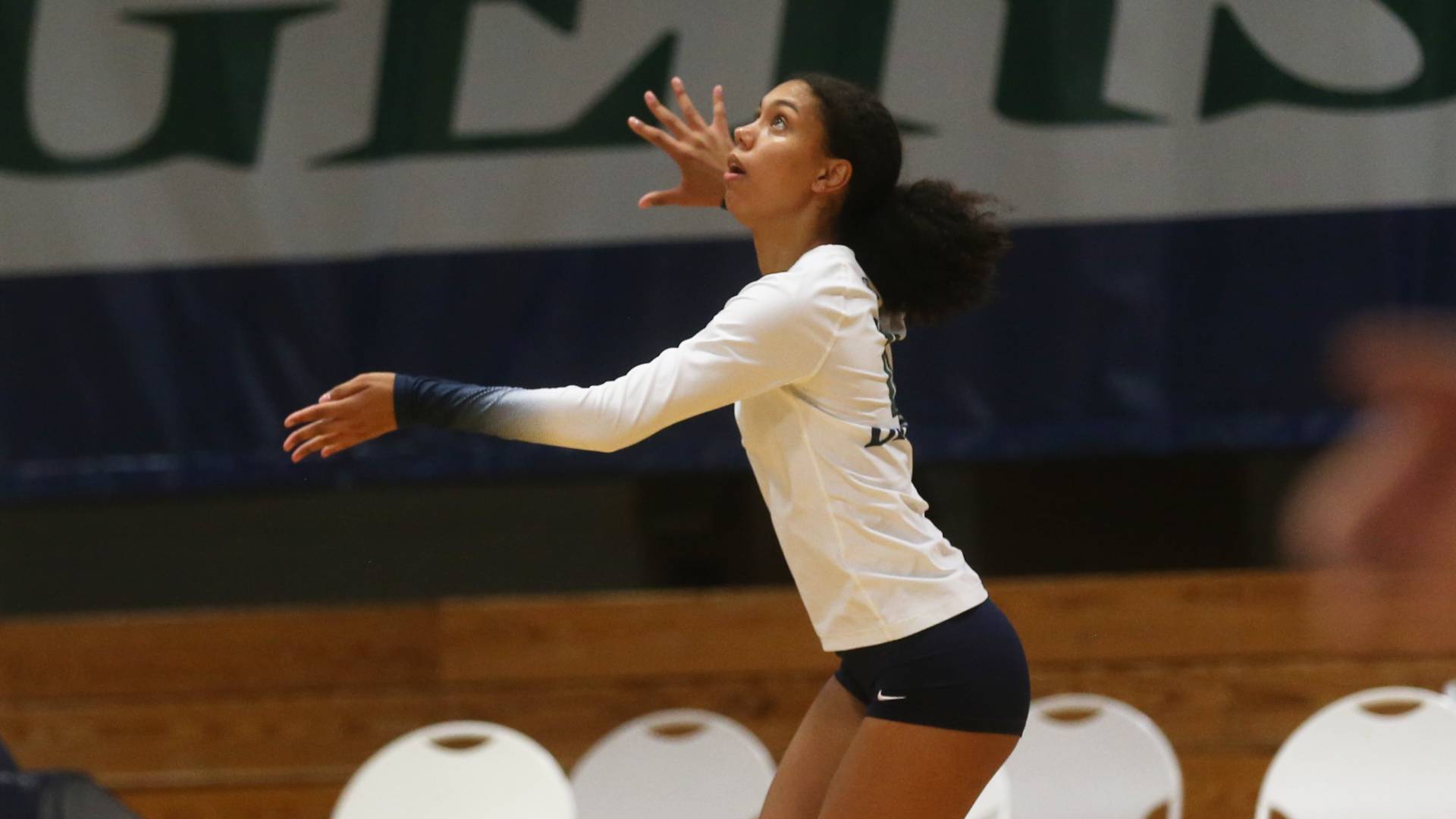 1920x1080 Women's Volleyball Rallies, But Falls to Stockton University Athletics