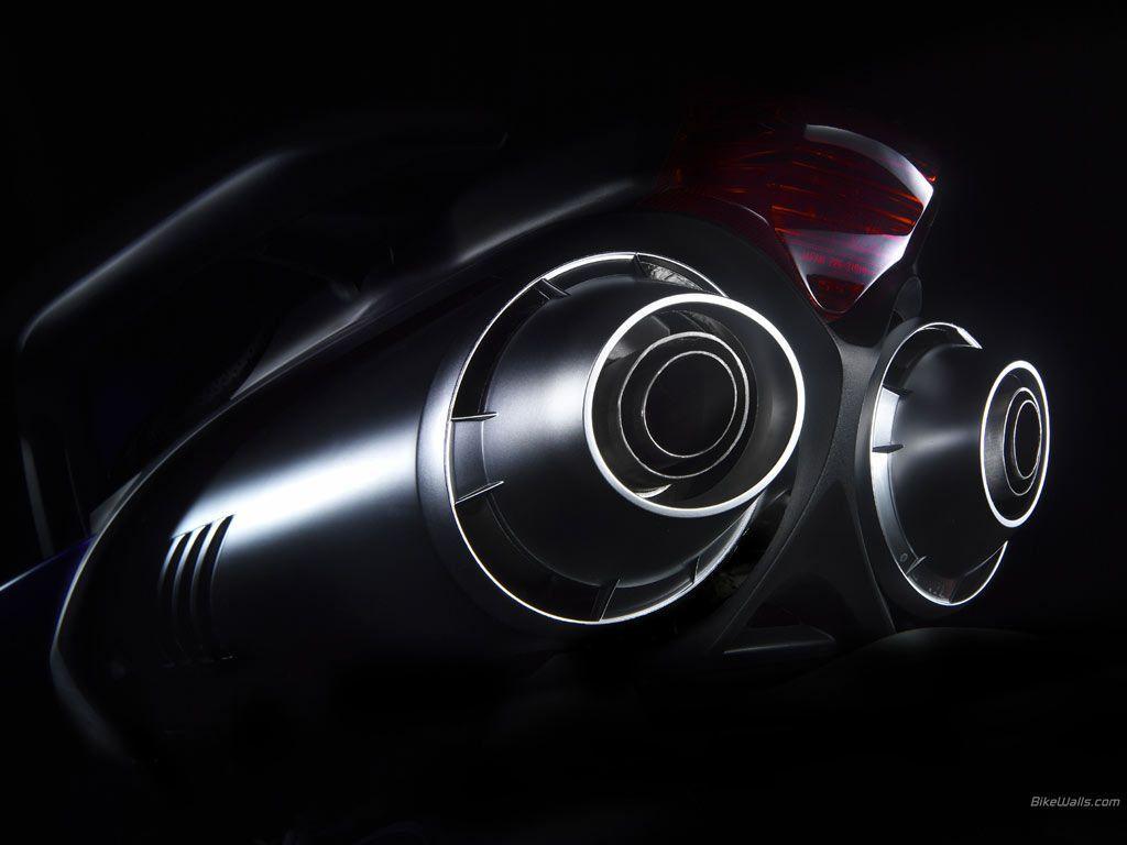 1024x768 FZ6 Wallpaper