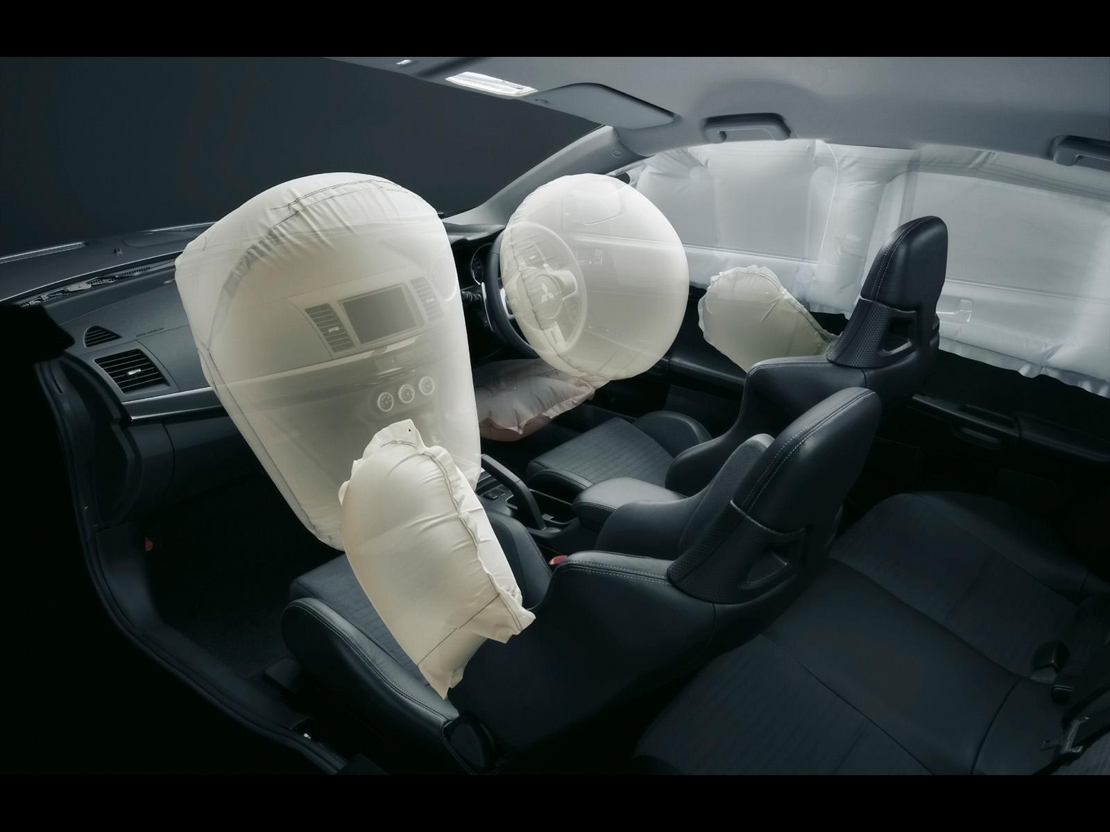 1600x1200 The Evolution of the Airbag Mechanic Training School. Automotive Training Centre