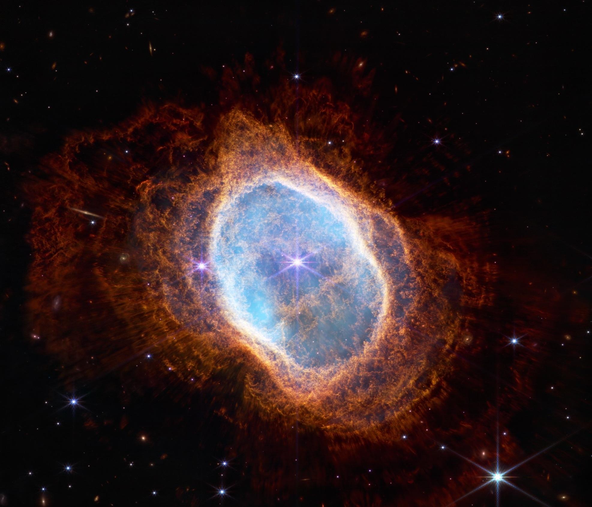 1974x1691 What's the fairest way to share cosmic views from Hubble and James Webb telescopes?