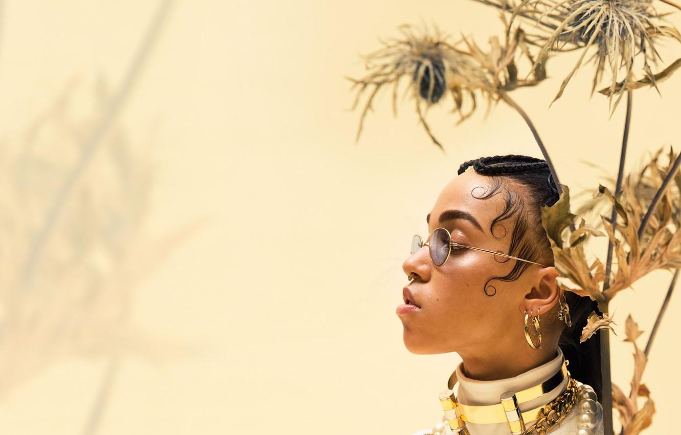 1332x850 Wallpaper girl, piercing, FKA twigs, Tahliah Debrett Barnett image for desktop, section музыка