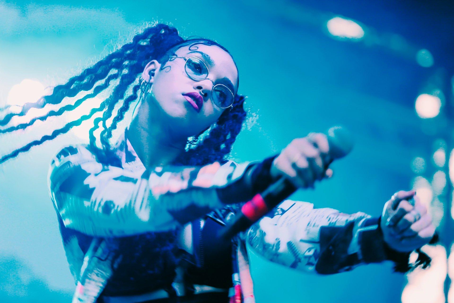 1920x1280 FKA twigs HD Wallpaper
