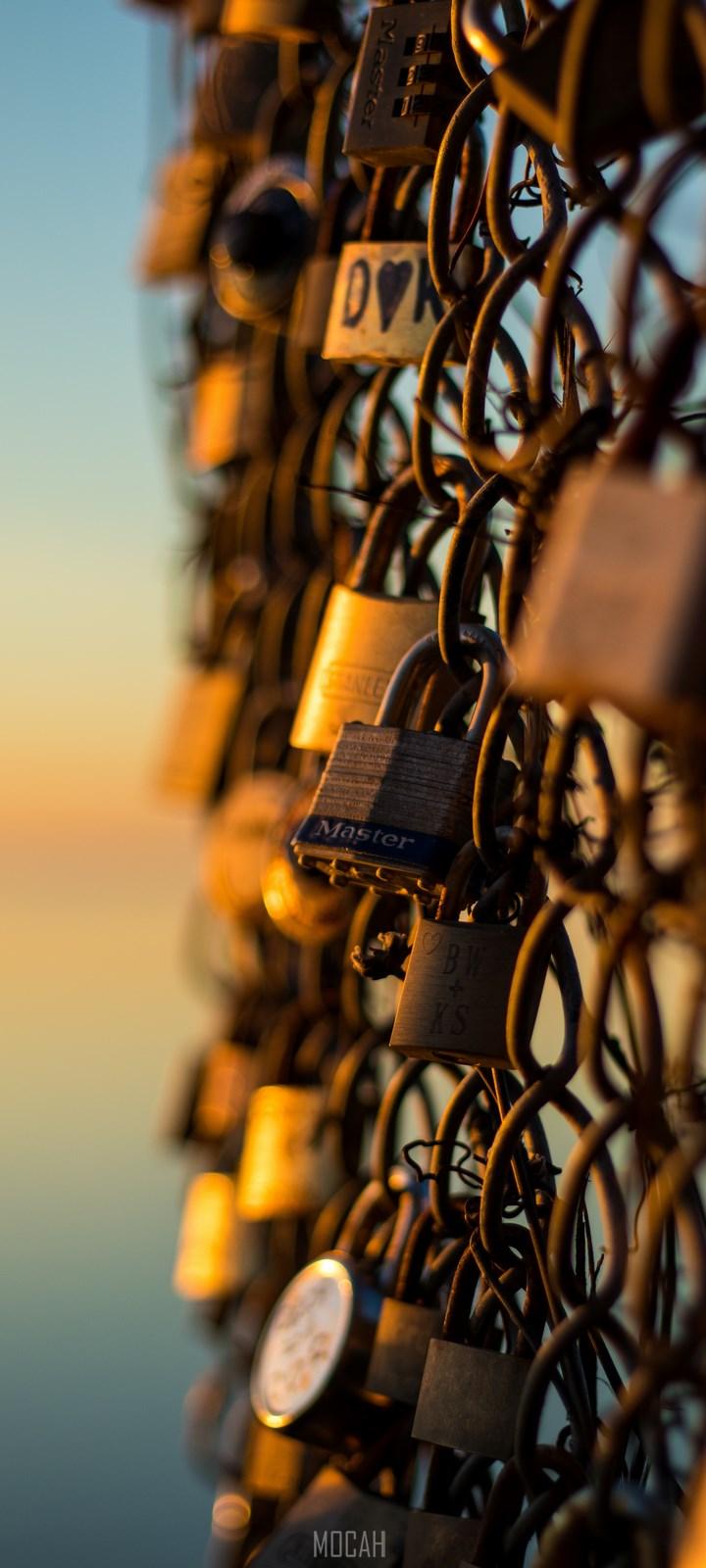 720x1600 Padlock, Yellow, Water, Architecture, Sunlight, Oppo A32 wallpaper HD free download, 720x1600 Gallery HD Wallpaper
