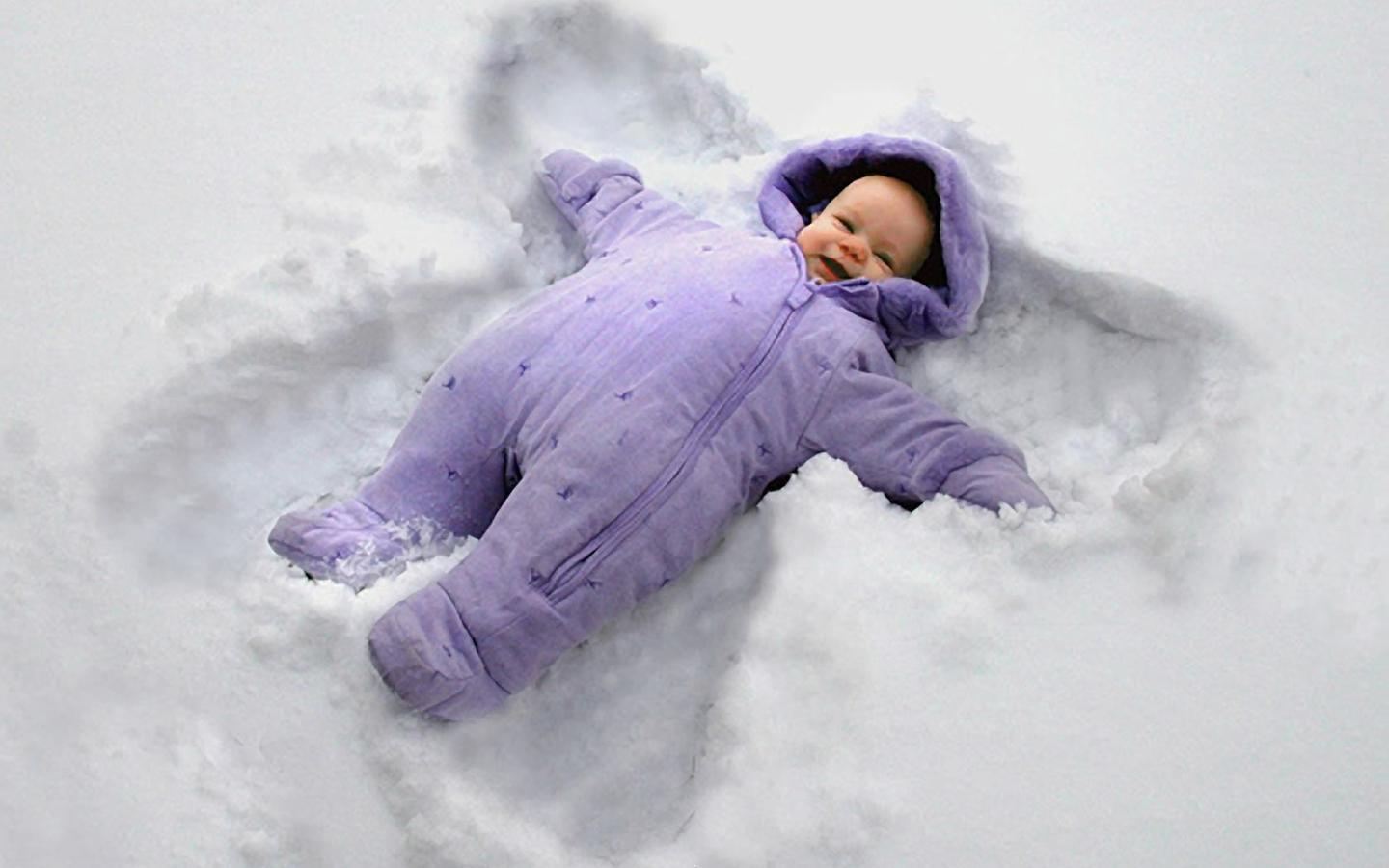 1440x900 Download Cute baby snow angel wallpaper- For Mobile Phone