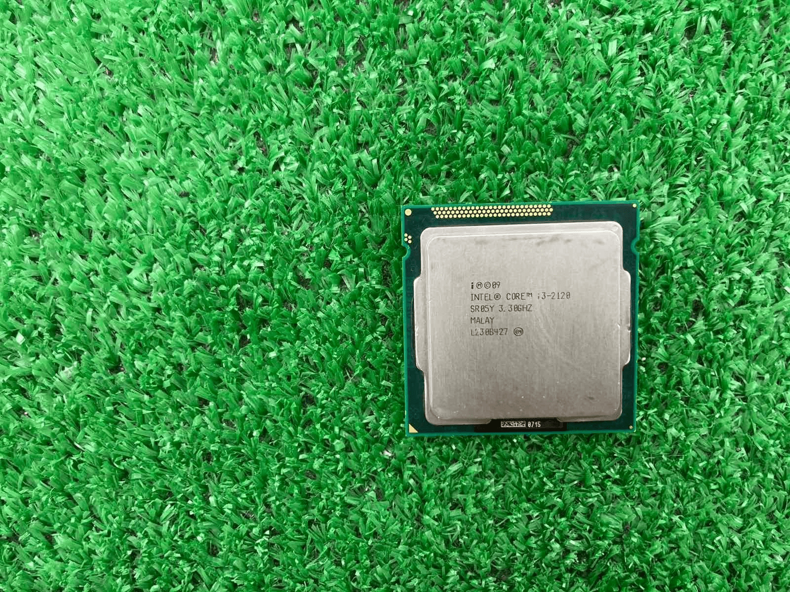 1600x1200 Intel Core I3 2120 Processor CPU 3M Cache 3.30 GHz SR05Y