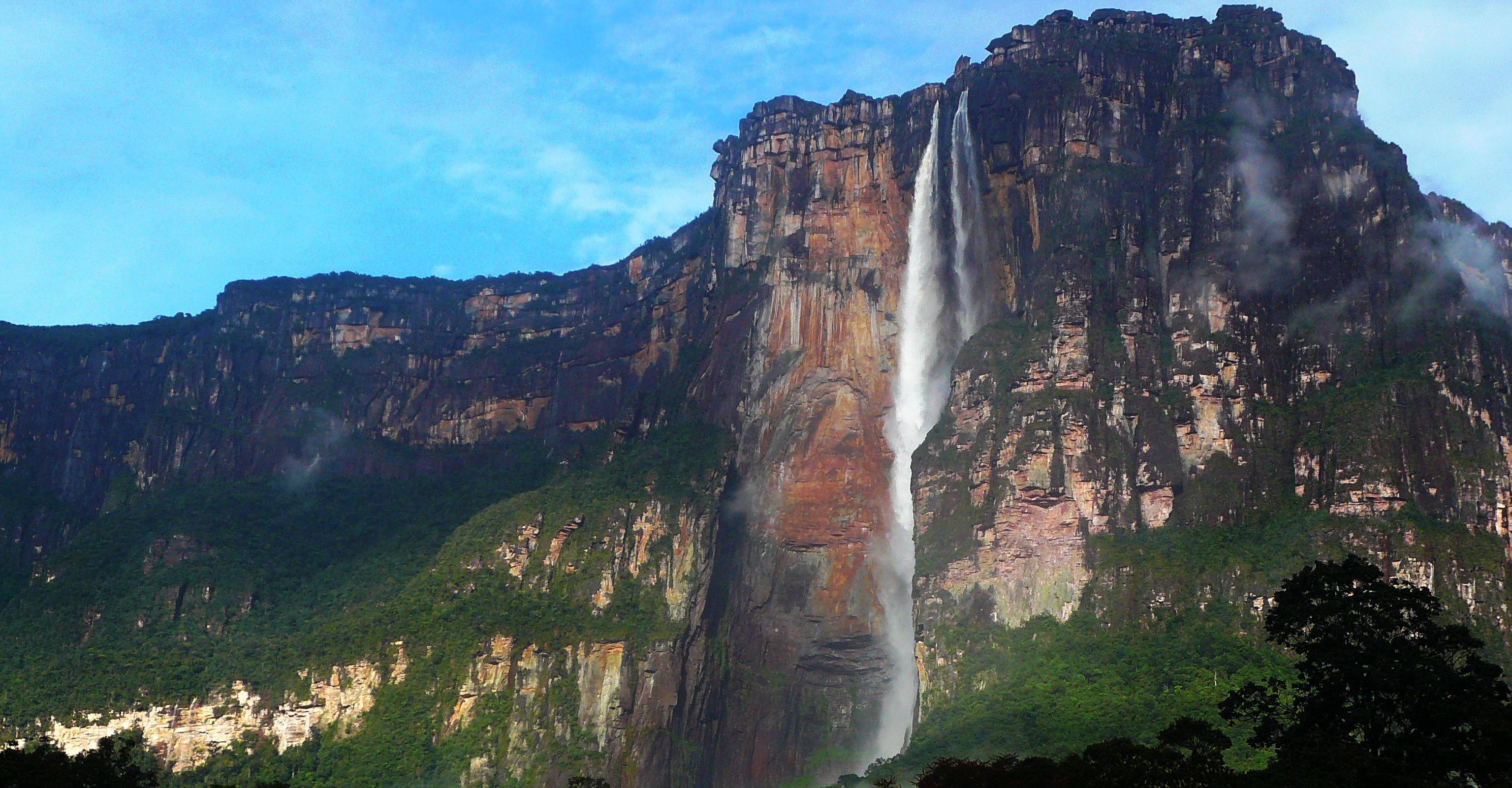Высота самого большого водопада. Южная Америка водопад Анхель. Водопад Анхель Венесуэла. Самый высокий водопад в мире Анхель. Водопад Angel Венесуэла.
