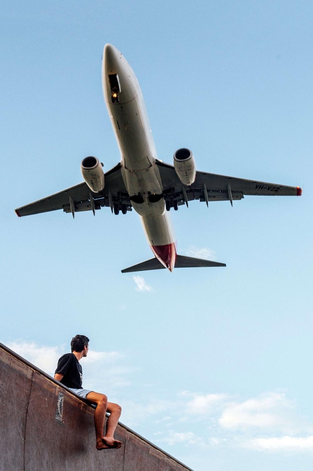 1000x1501 Plane Takeoff Picture. Download Free Image