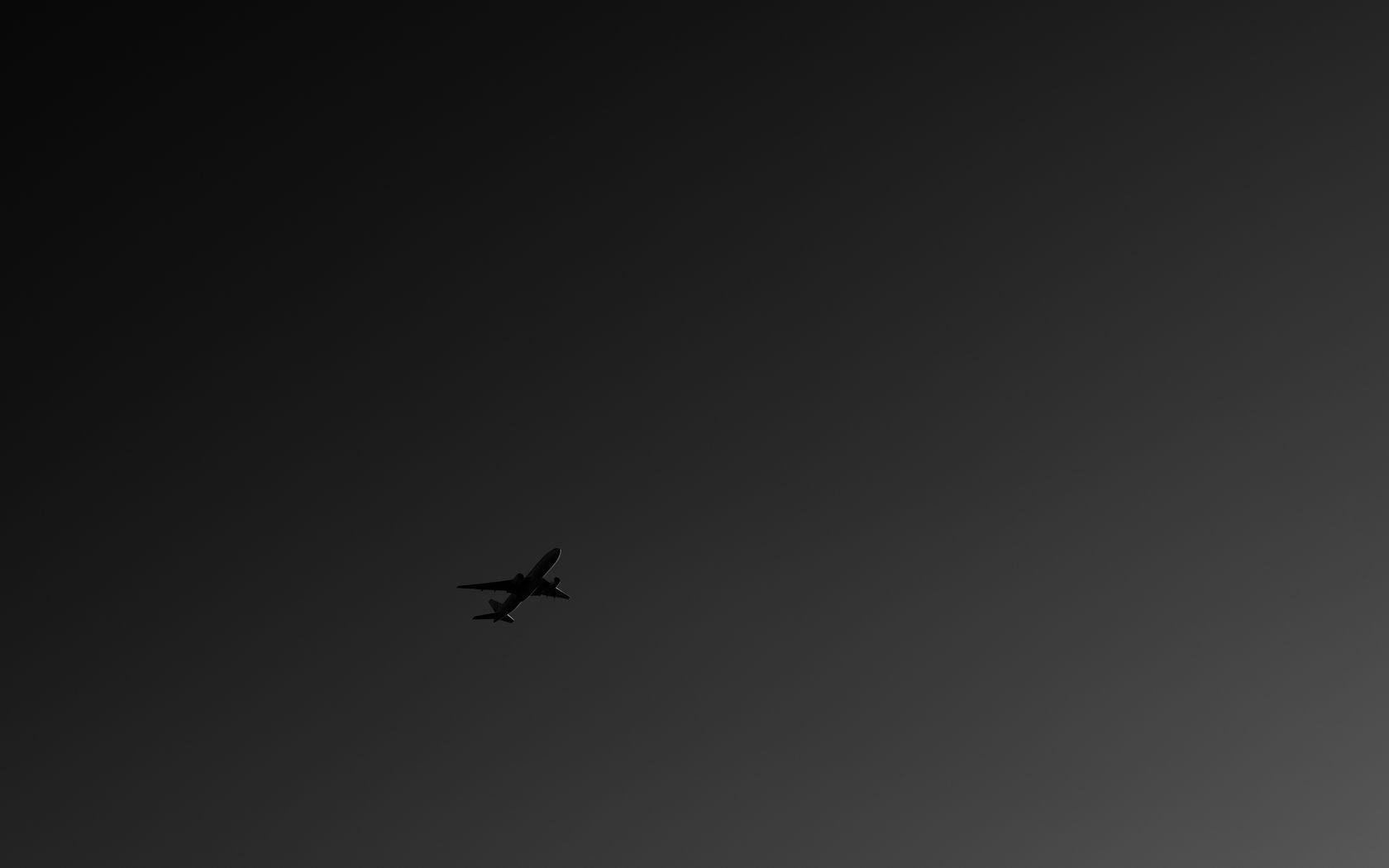 1680x1050 Download wallpaper 1680x1050 plane, bw, sky, flight, dark, minimalism widescreen 16:10 HD background