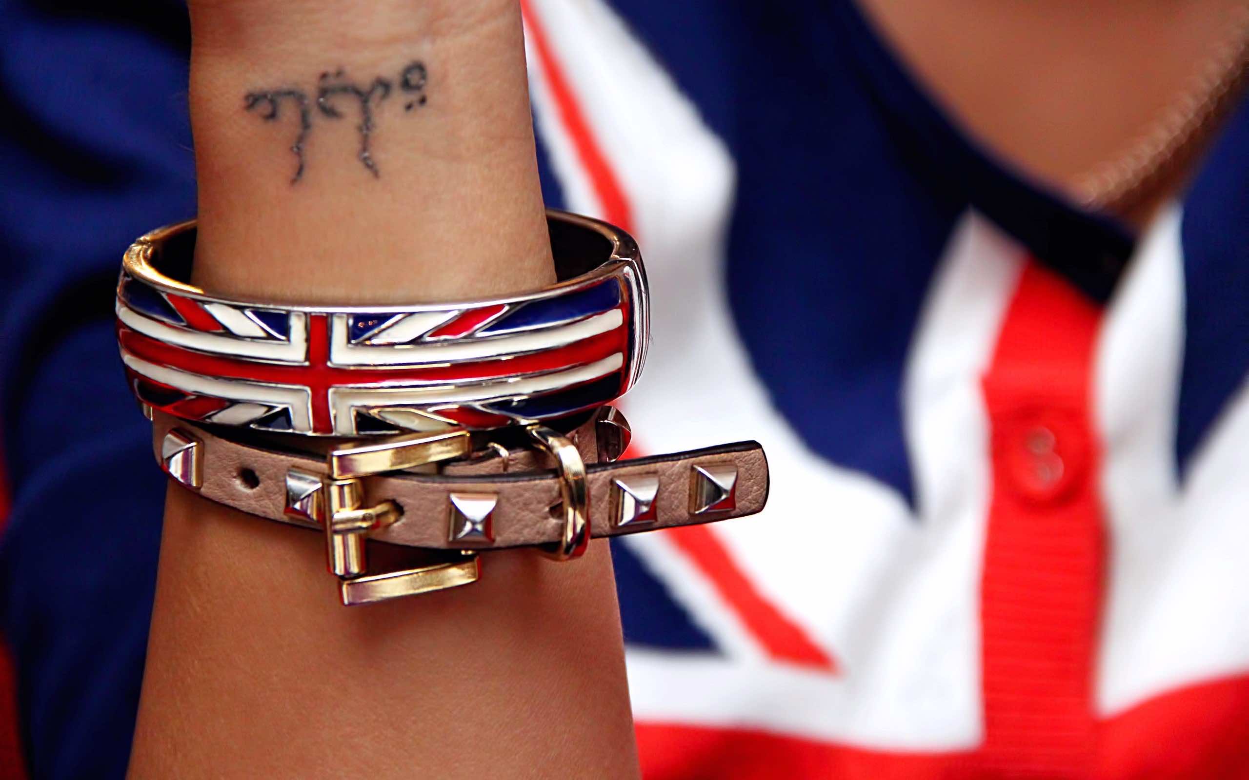 2560x1600 HD UK Wallpaper Depict The beautiful Image Of British Impe