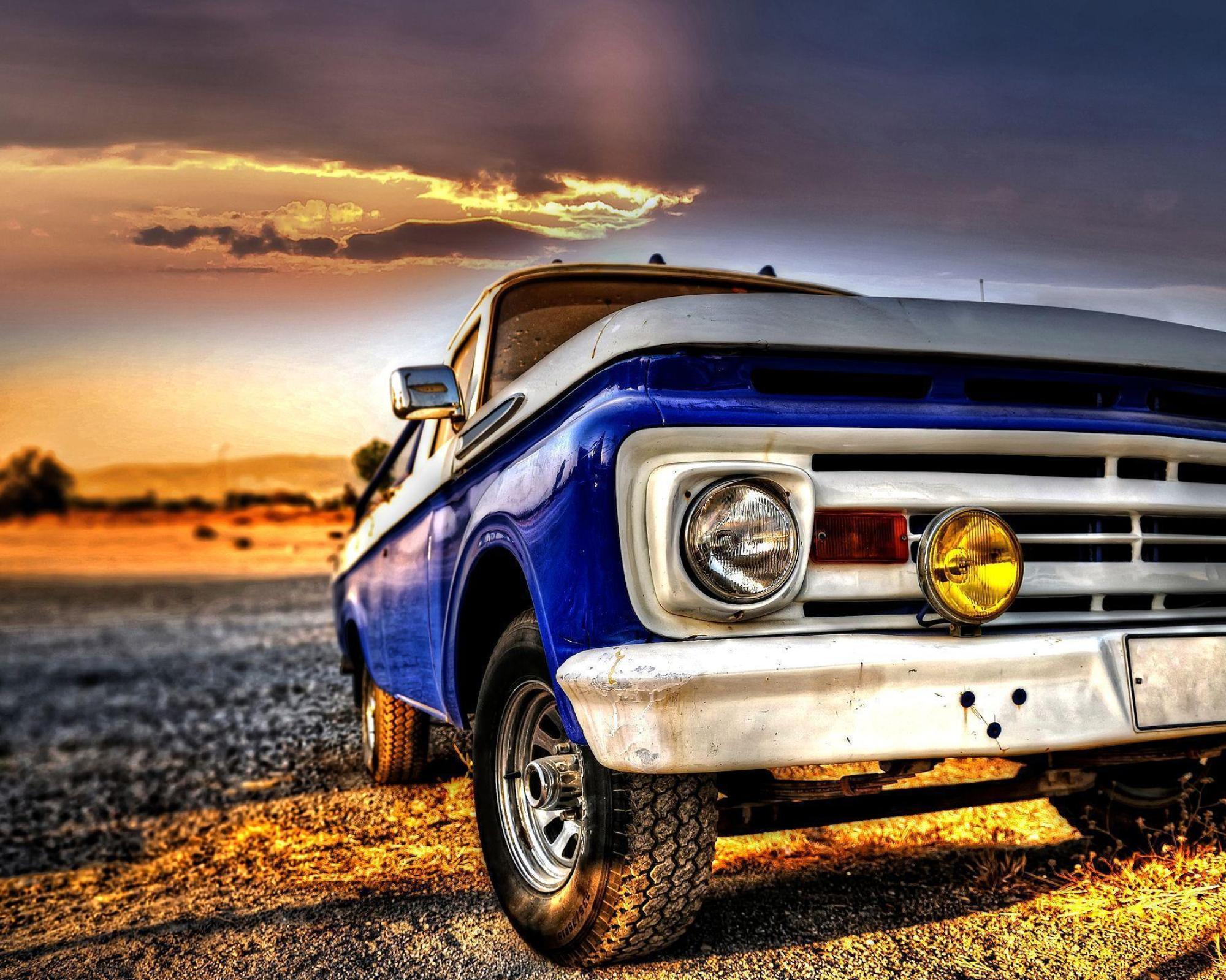 2000x1599 Old Ford Truck Wallpaper and Background 4K, HD, Dual Screen