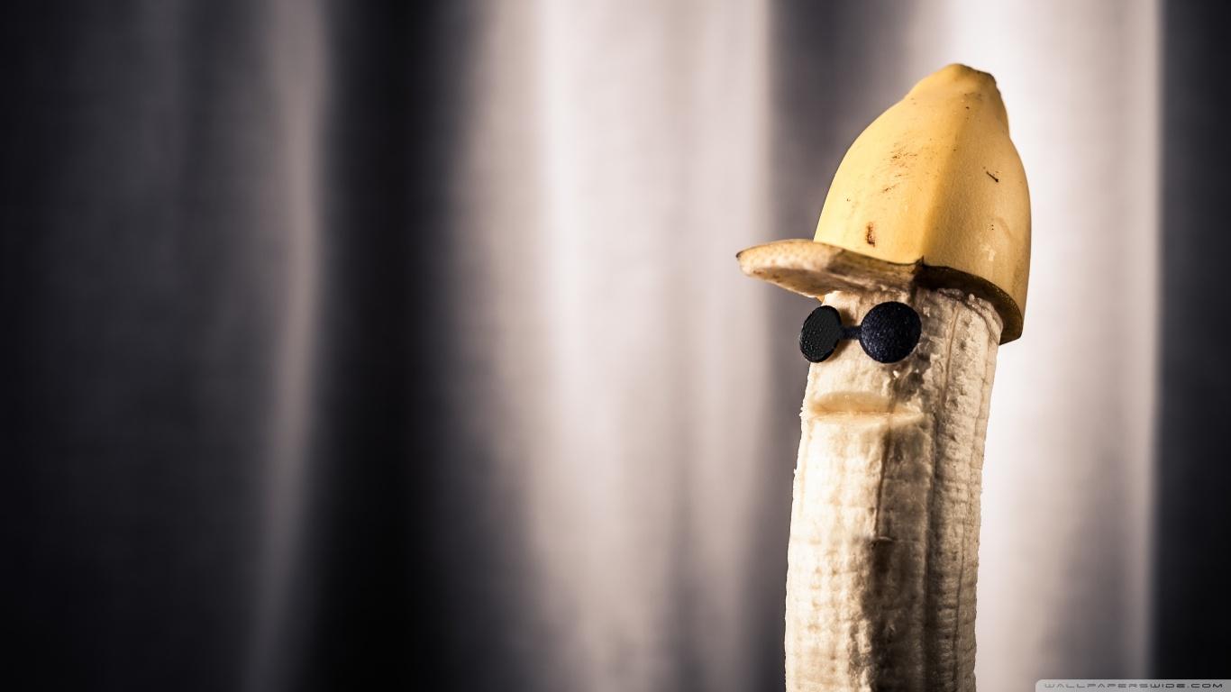 1366x768 Funny Banana Ultra HD Desktop Background Wallpaper for 4K UHD TV : Widescreen & UltraWide Desktop & Laptop : Tablet