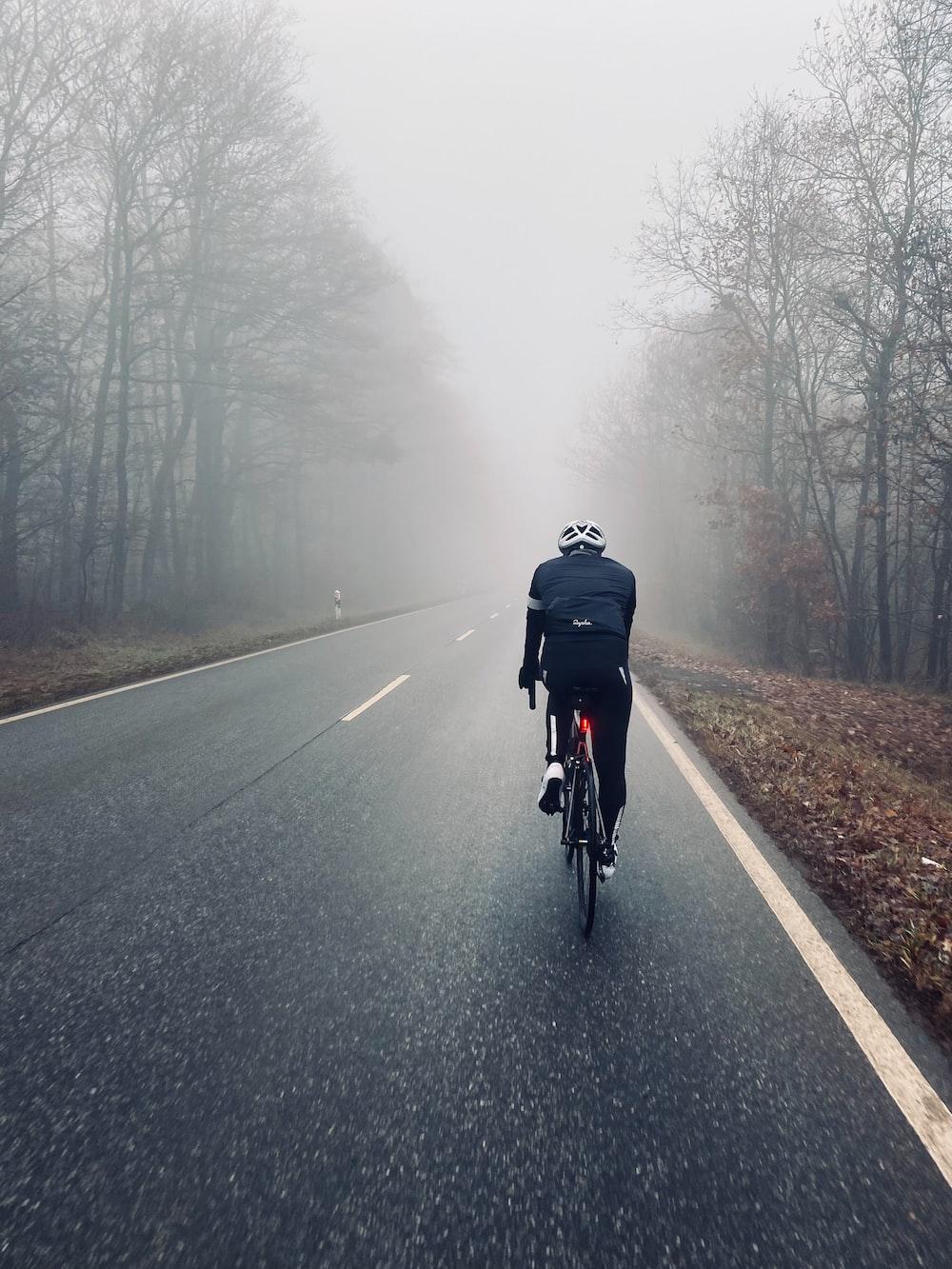 1000x1333 Cycling Picture [HD]. Download Free Image