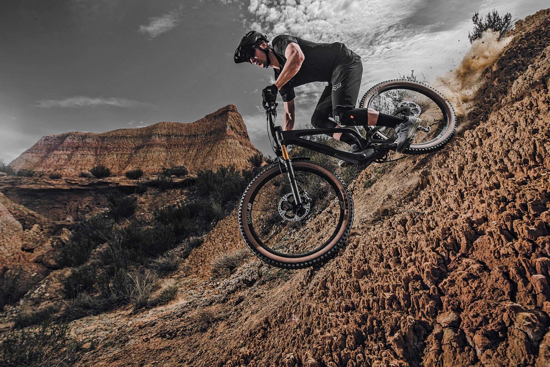 1920x1280 Download Dramatic 4k Mountain Bike Ride Wallpaper