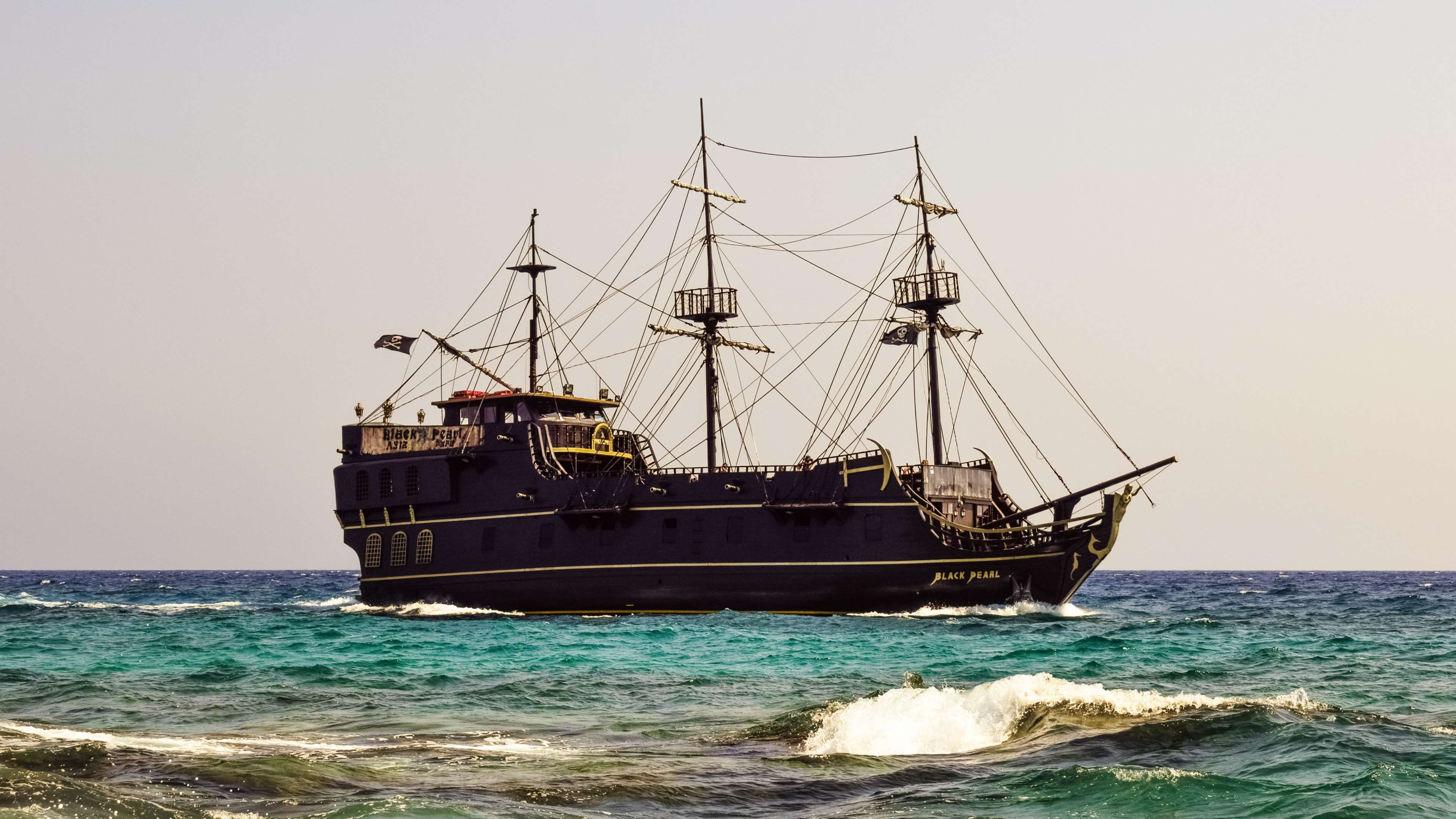 desktop pirate ship the black pearl desktop pirate ship the black pearl