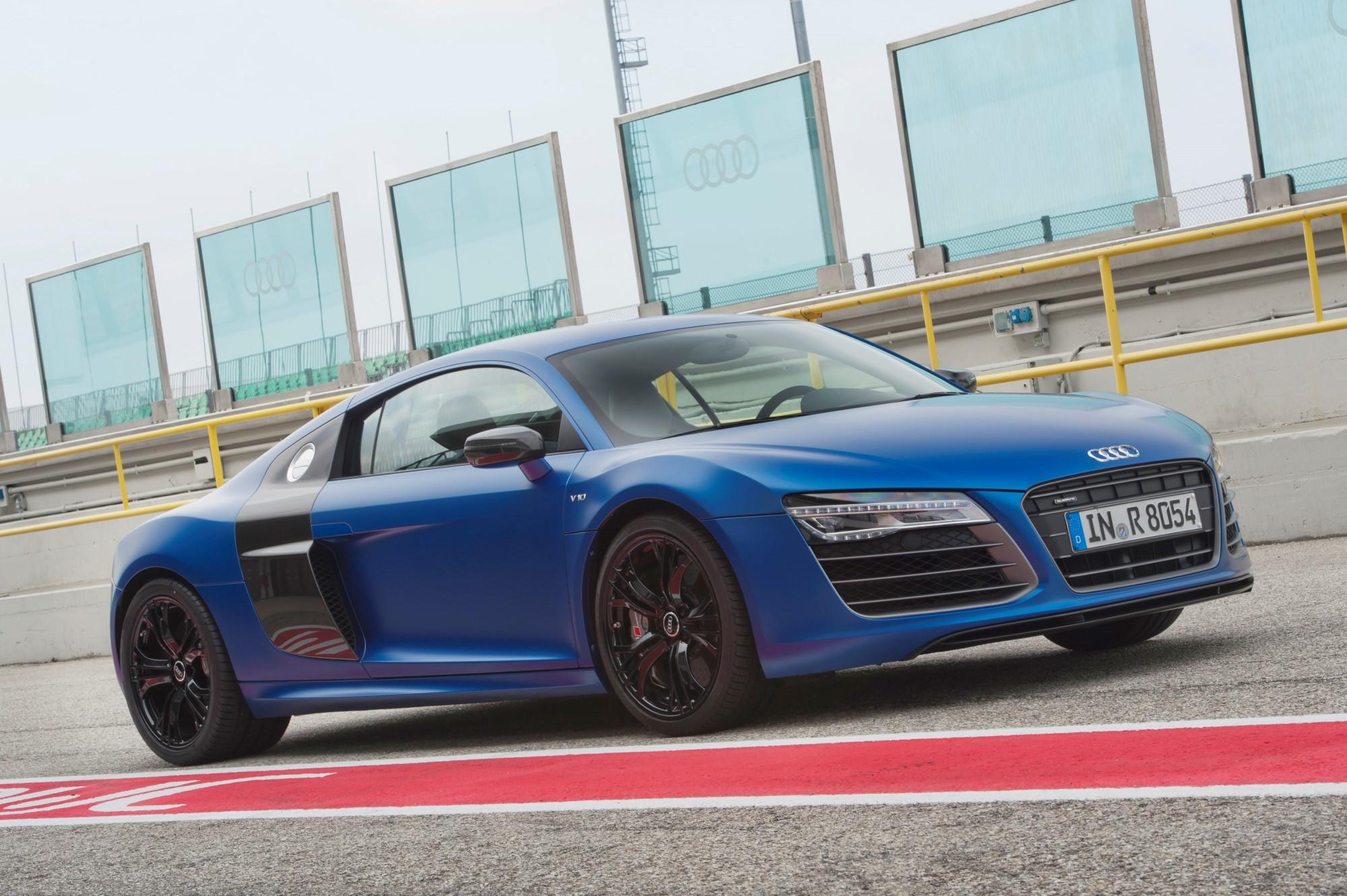 2000x1331 Audi R8 Review, Ratings, Specs, Prices, and Photo Car Connection