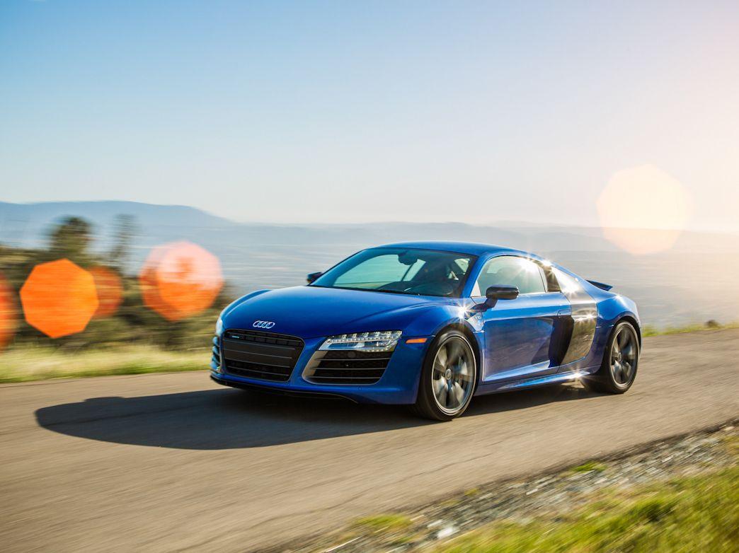 1044x782 Audi R8 V 10 Plus At Lightning Lap 2014 &; Feature &; Car And Driver