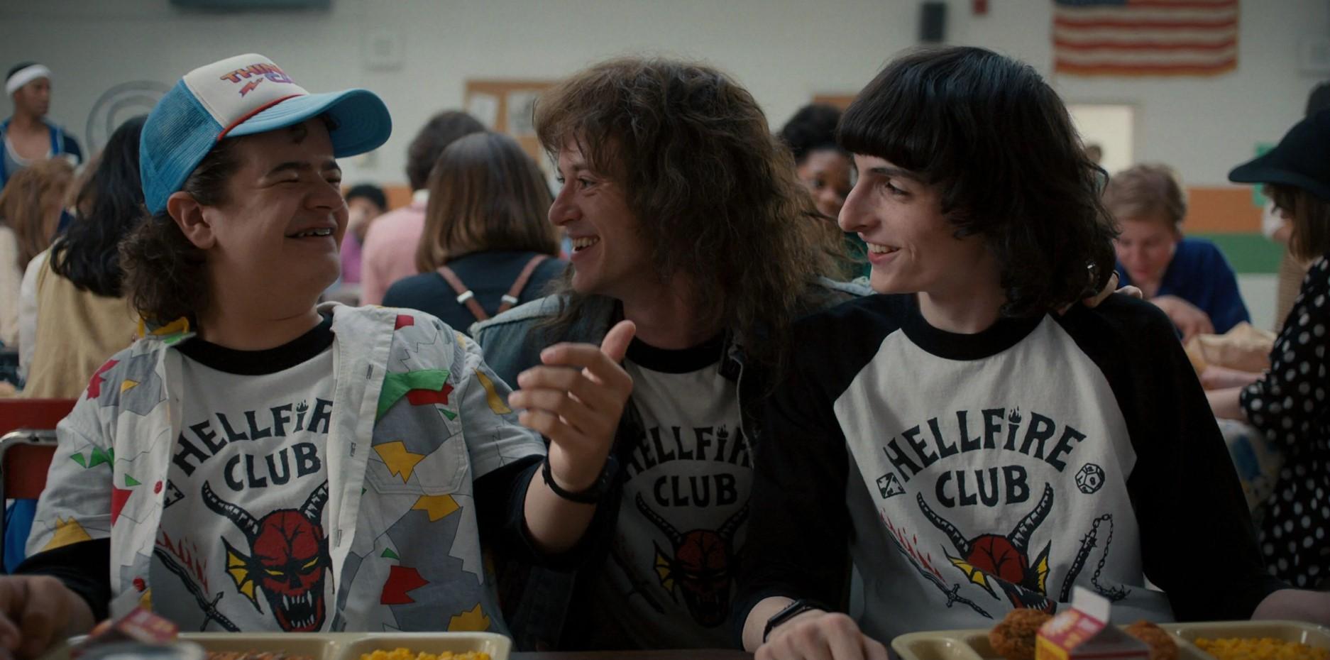 1874x930 wholesome moments in Stranger Things season from Eddie's charm to Robin & Nancy's friendship and more
