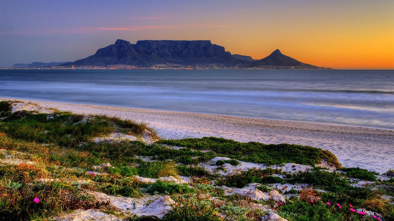 1366x768 South Africa Pingdingshan Natural Landscape HD Wallpaper